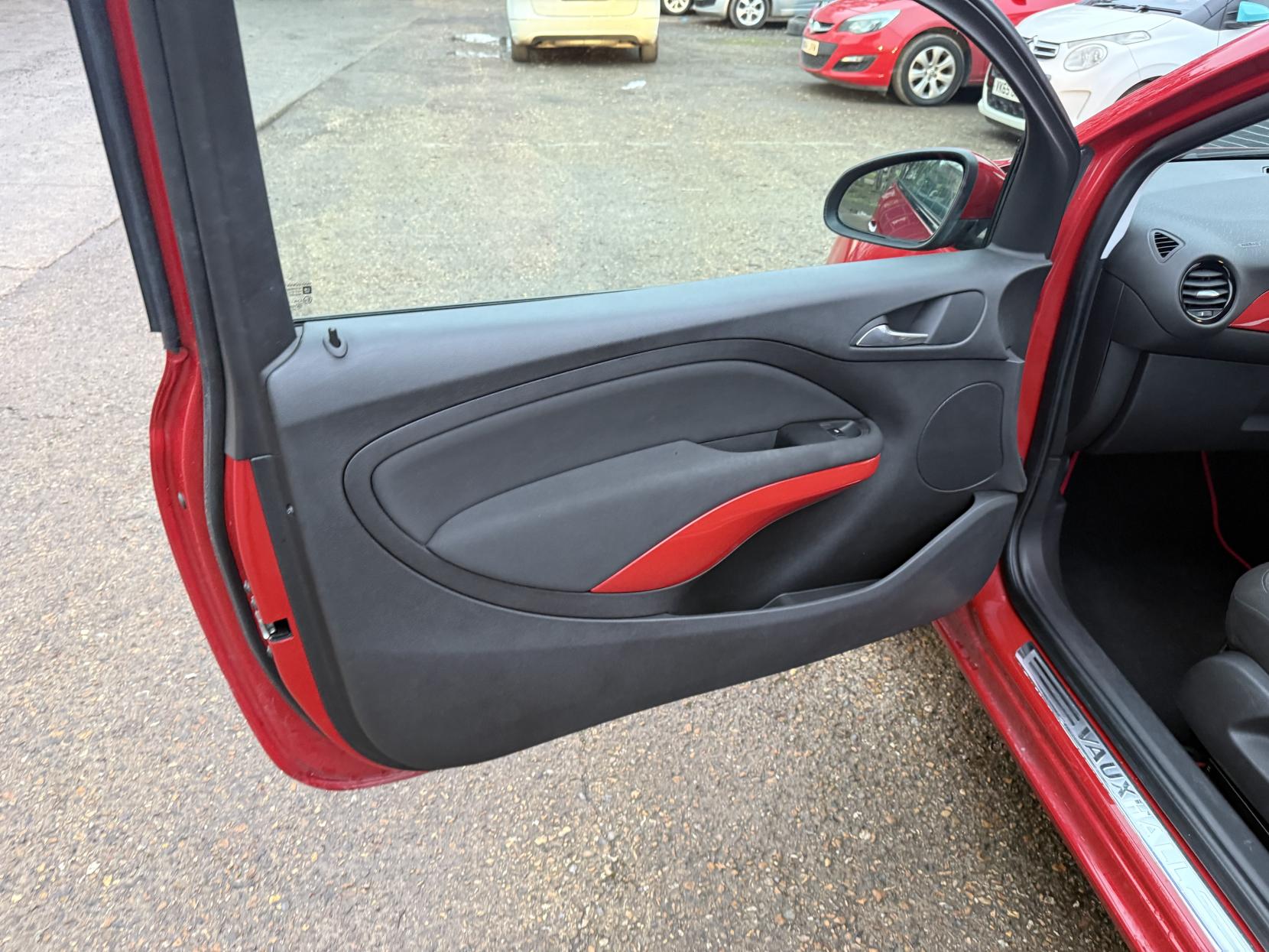 Vauxhall ADAM 1.2 16v JAM Hatchback 3dr Petrol Manual Euro 5 (70 ps)