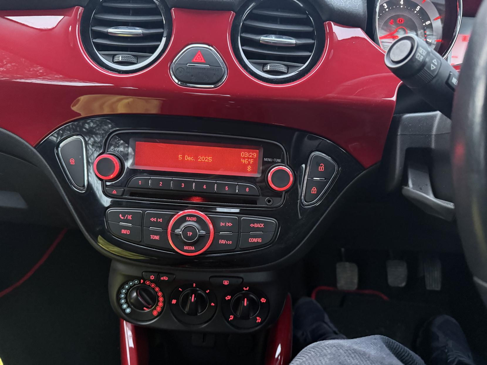 Vauxhall ADAM 1.2 16v JAM Hatchback 3dr Petrol Manual Euro 5 (70 ps)