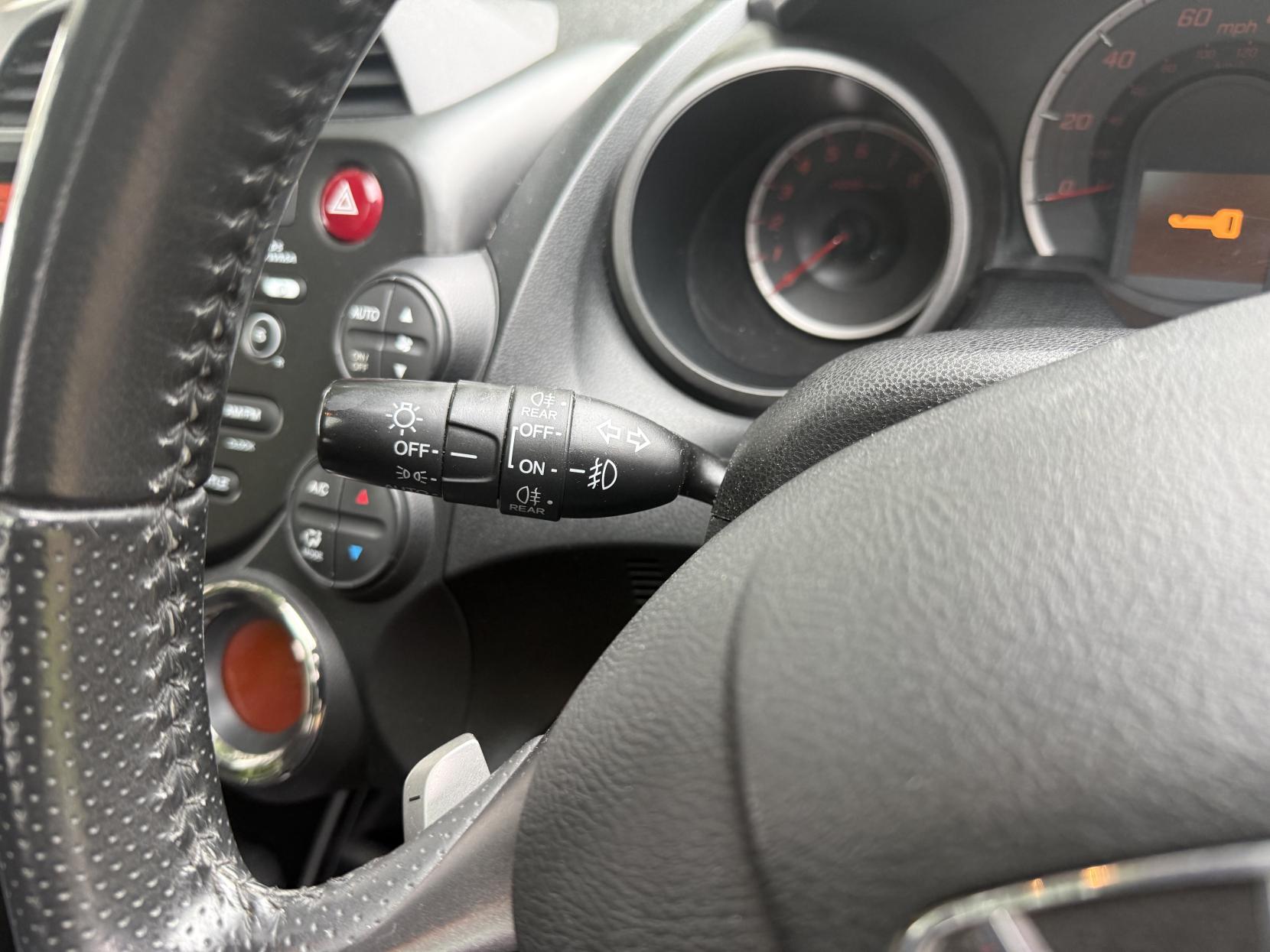 Honda Jazz 1.4 i-VTEC EX Hatchback 5dr Petrol CVT Euro 5 (99 ps)