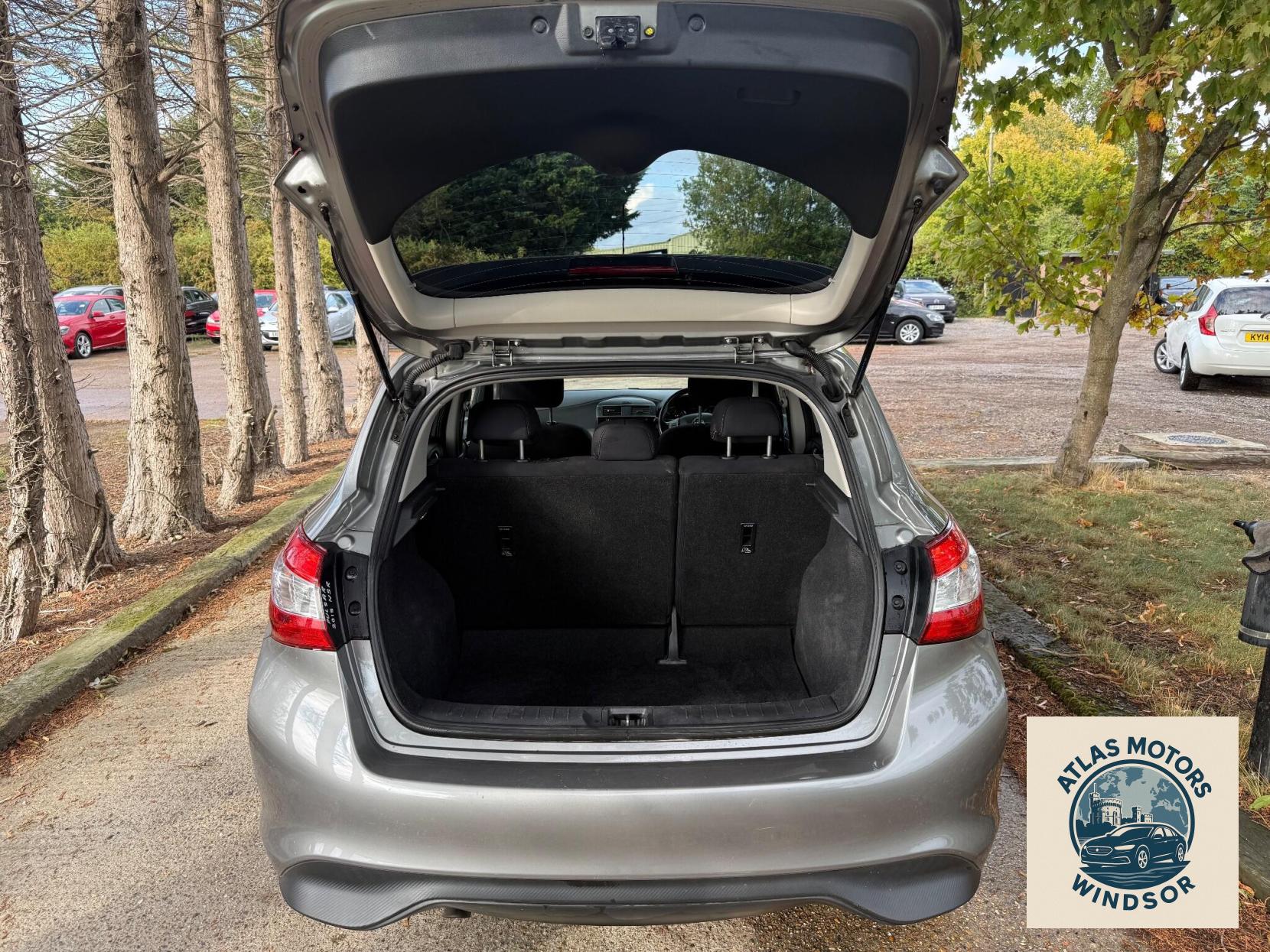 Nissan Pulsar 1.5 dCi n-tec Hatchback 5dr Diesel Manual Euro 5 (s/s) (110 ps)