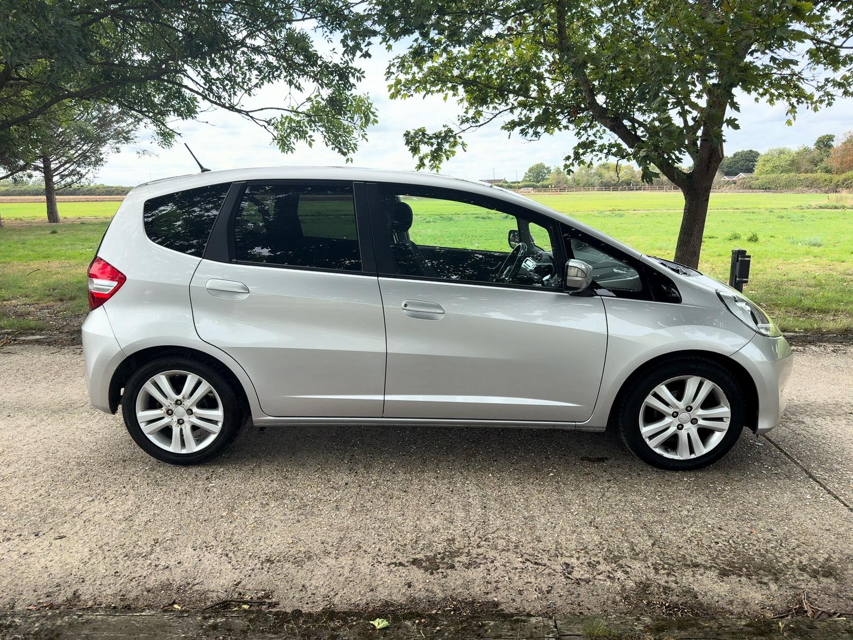 Honda Jazz 1.4 i-VTEC ES Plus Euro 5 5dr