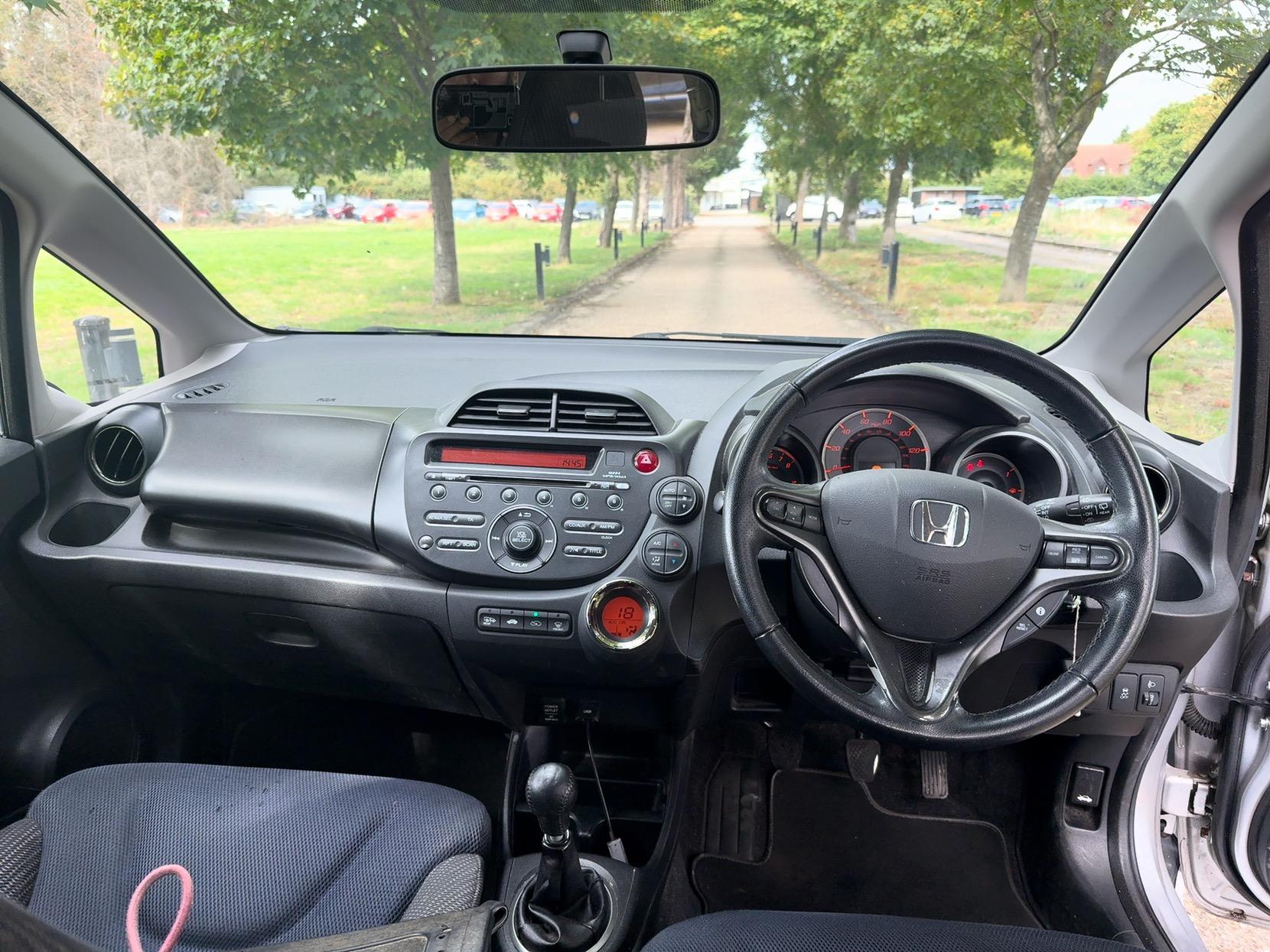 Honda Jazz 1.4 i-VTEC ES Plus Euro 5 5dr
