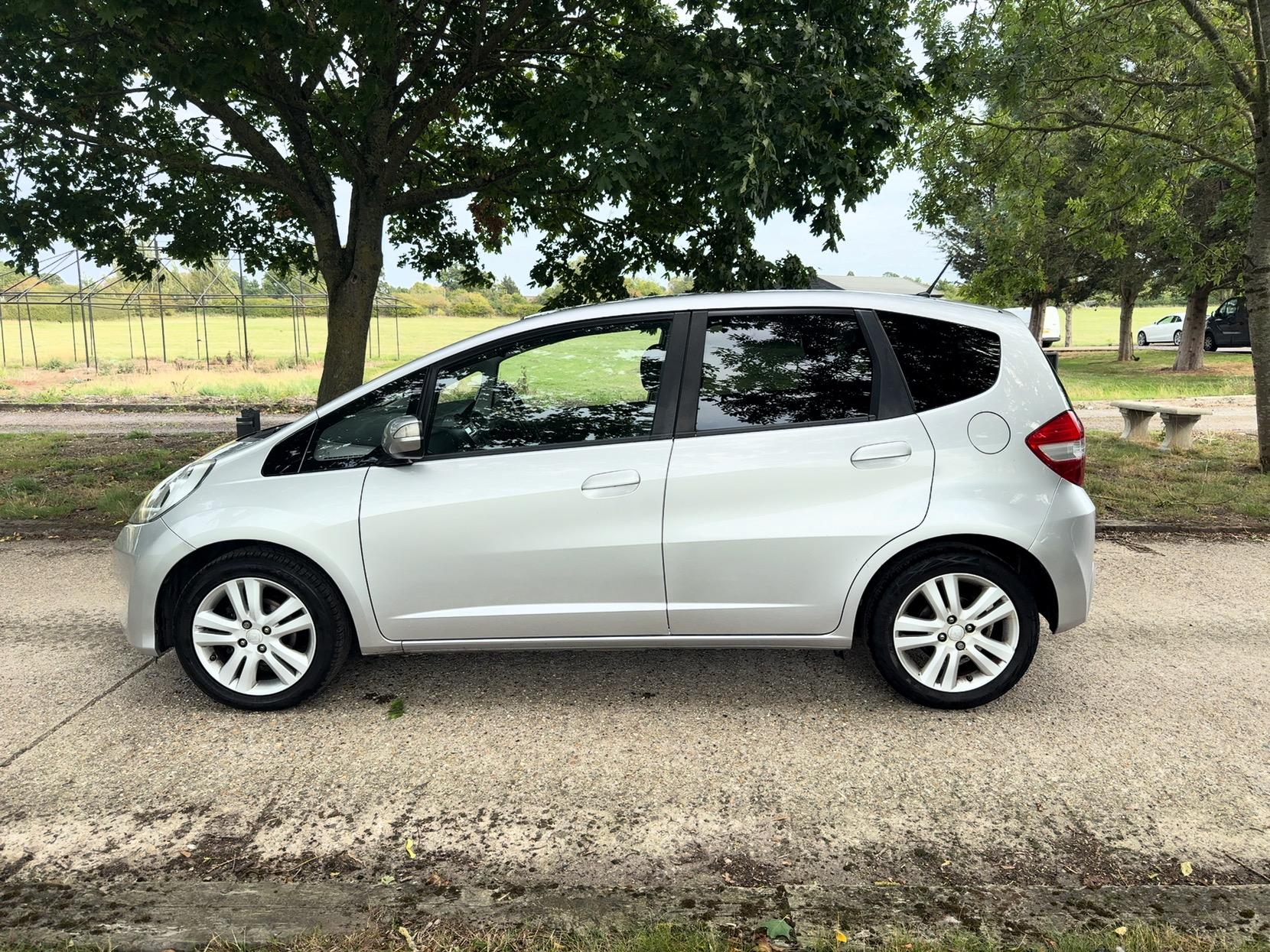 Honda Jazz 1.4 i-VTEC ES Plus Euro 5 5dr