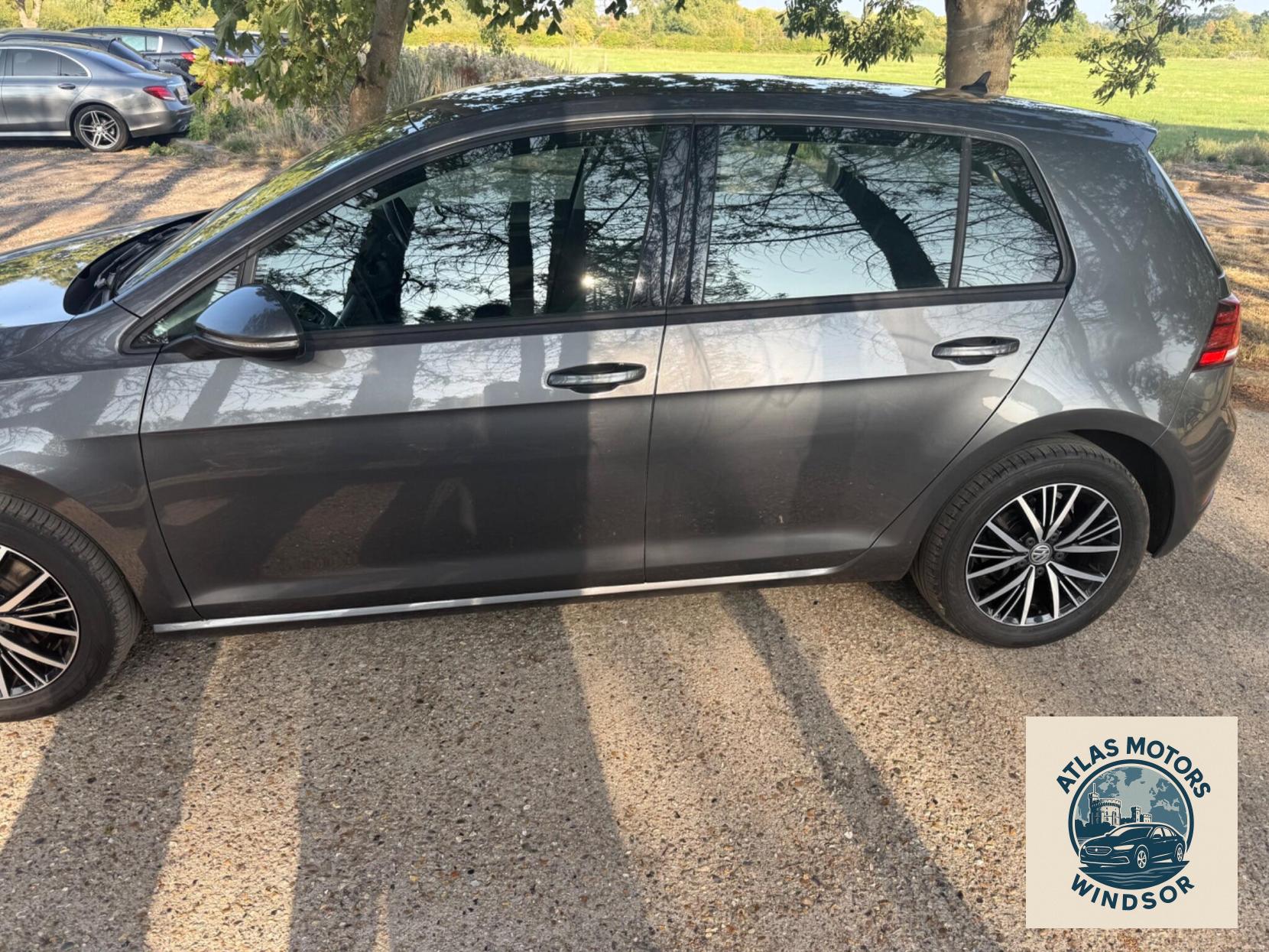 Volkswagen Golf 1.6 TDI BlueMotion Tech SE Nav Euro 6 (s/s) 5dr