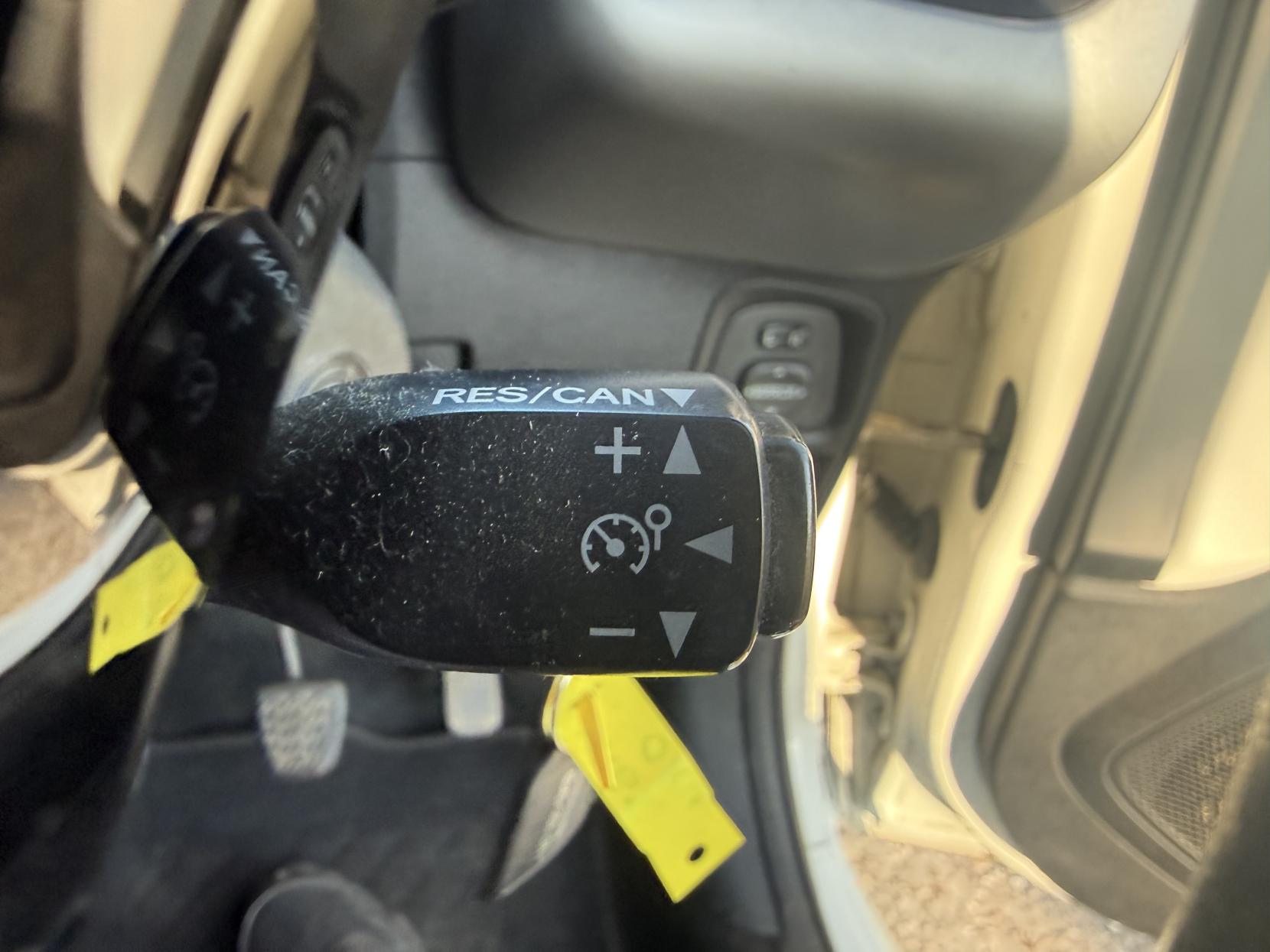 Citroen C1 1.2 PureTech Flair Hatchback 3dr Petrol Manual Euro 6 (82 ps)