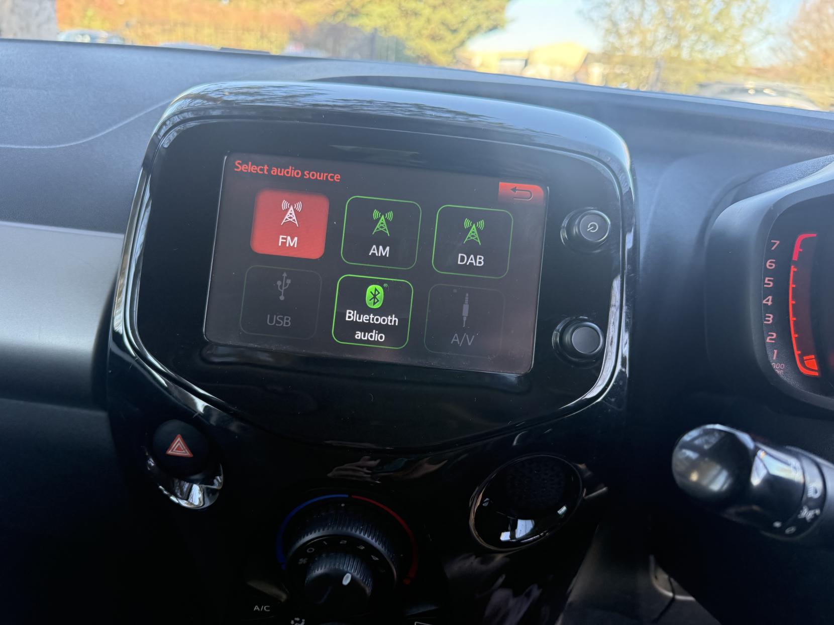 Citroen C1 1.2 PureTech Flair Hatchback 3dr Petrol Manual Euro 6 (82 ps)