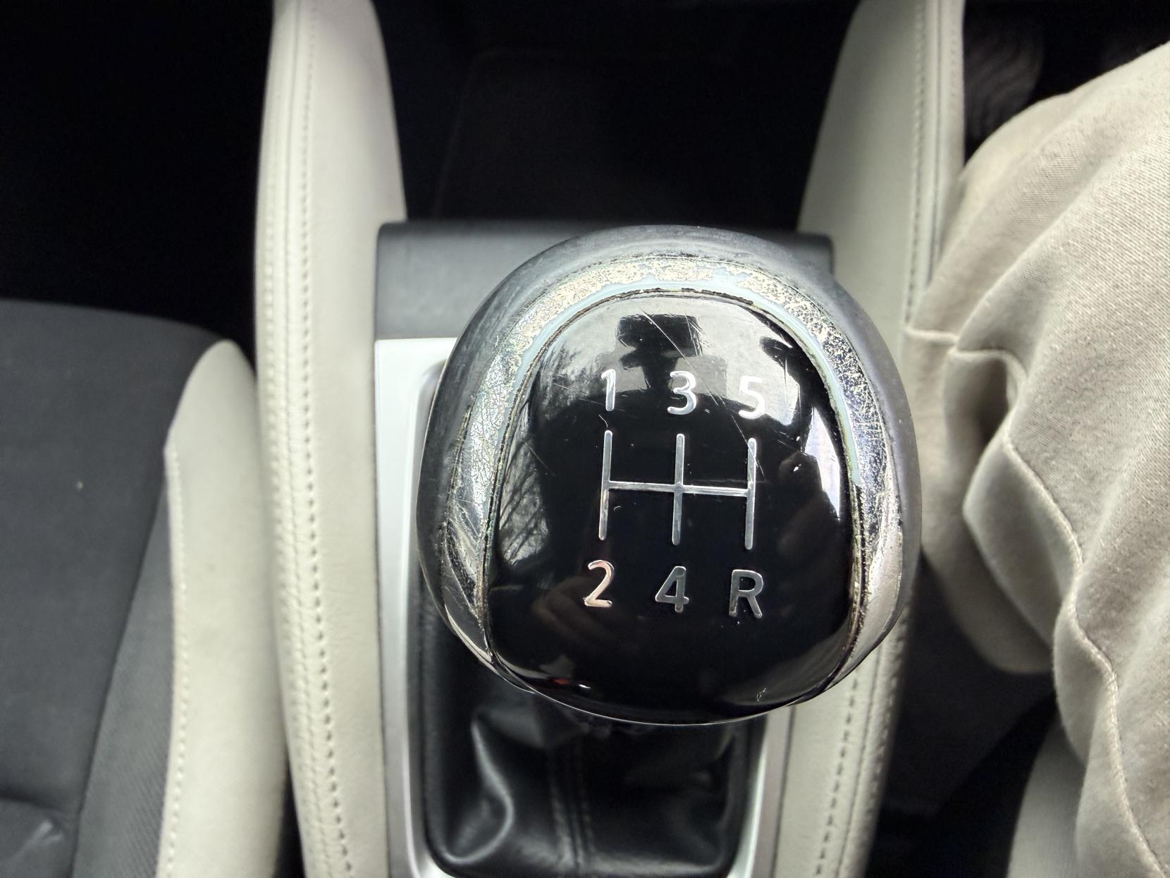 Nissan Micra 0.9 IG-T N-Connecta Hatchback 5dr Petrol Manual Euro 6 (s/s) (90 ps)