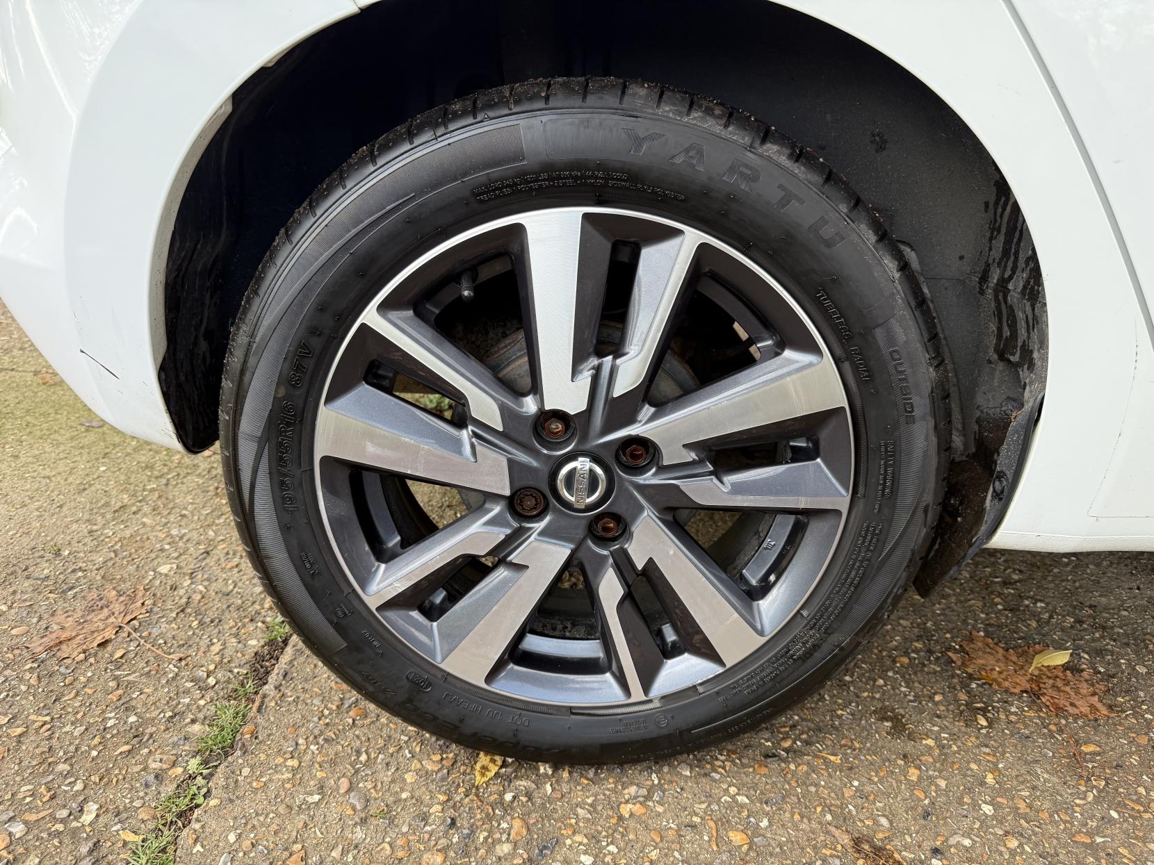 Nissan Micra 0.9 IG-T N-Connecta Hatchback 5dr Petrol Manual Euro 6 (s/s) (90 ps)