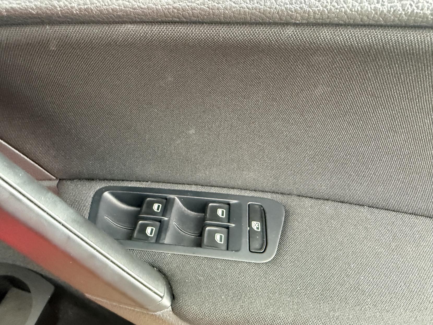 Volkswagen Golf 1.2 BlueMotion Hatchback (2012 - 2017)