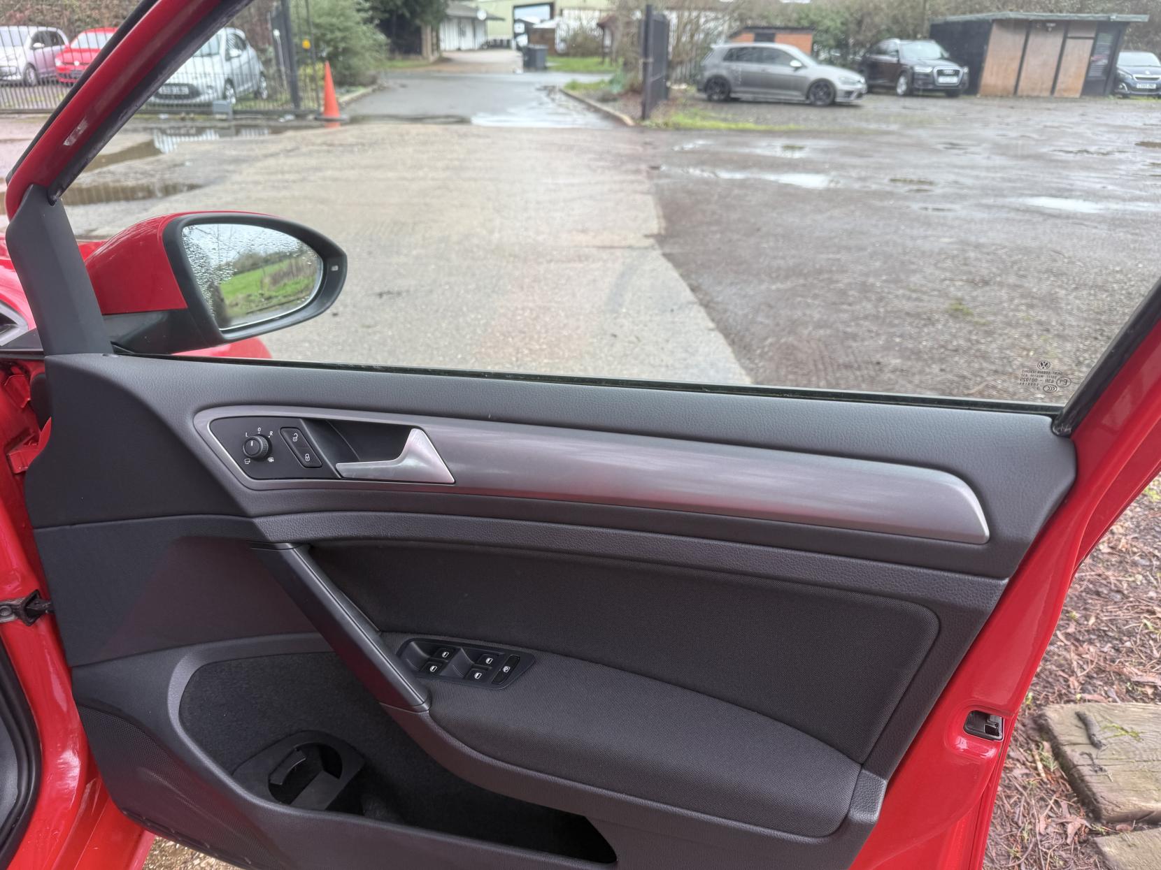 Volkswagen Golf 1.2 BlueMotion Hatchback (2012 - 2017)