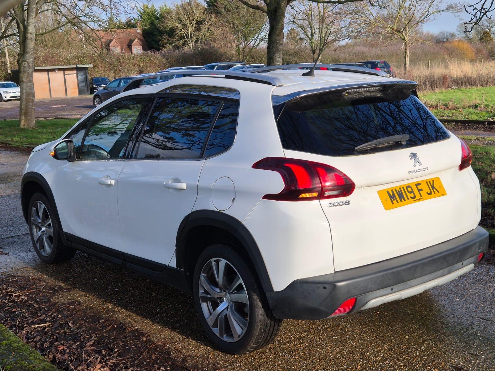 Peugeot 2008 1.2 PureTech GPF Allure SUV 5dr Petrol Manual Euro 6 (s/s) (130 ps)