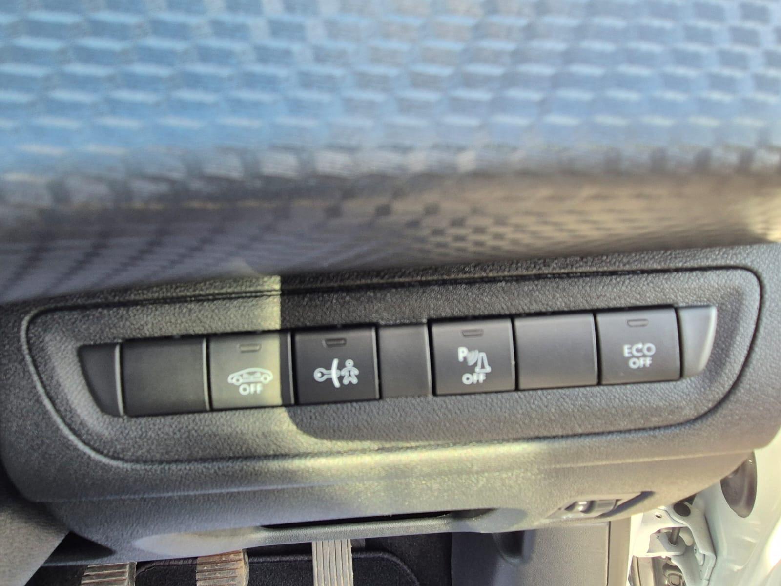 Peugeot 2008 1.2 PureTech GPF Allure SUV 5dr Petrol Manual Euro 6 (s/s) (130 ps)