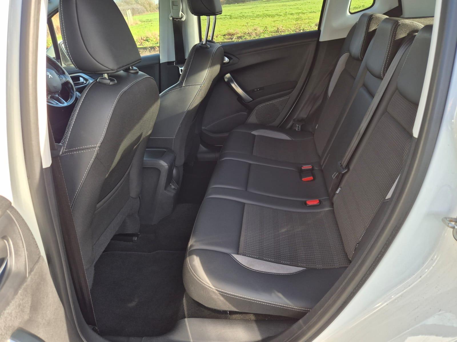 Peugeot 2008 1.2 PureTech GPF Allure SUV 5dr Petrol Manual Euro 6 (s/s) (130 ps)