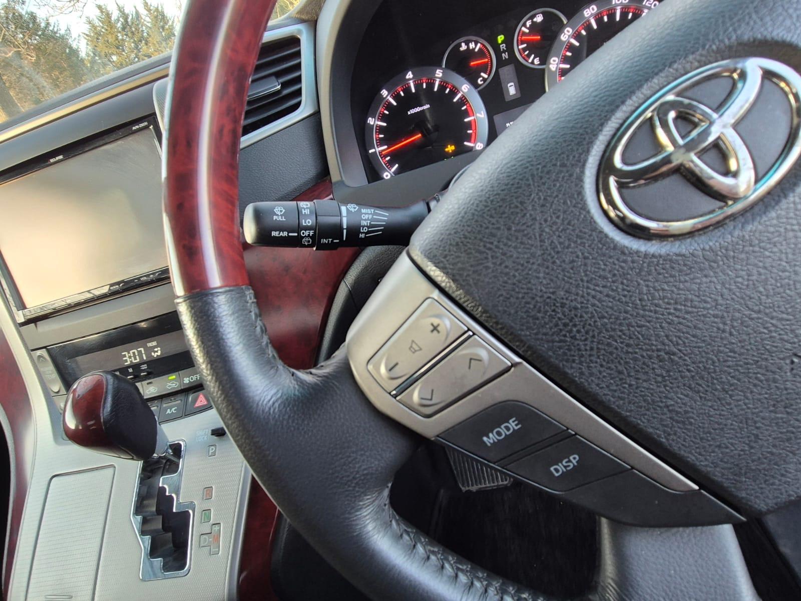 Toyota Vellfire 2.4 2.4Z