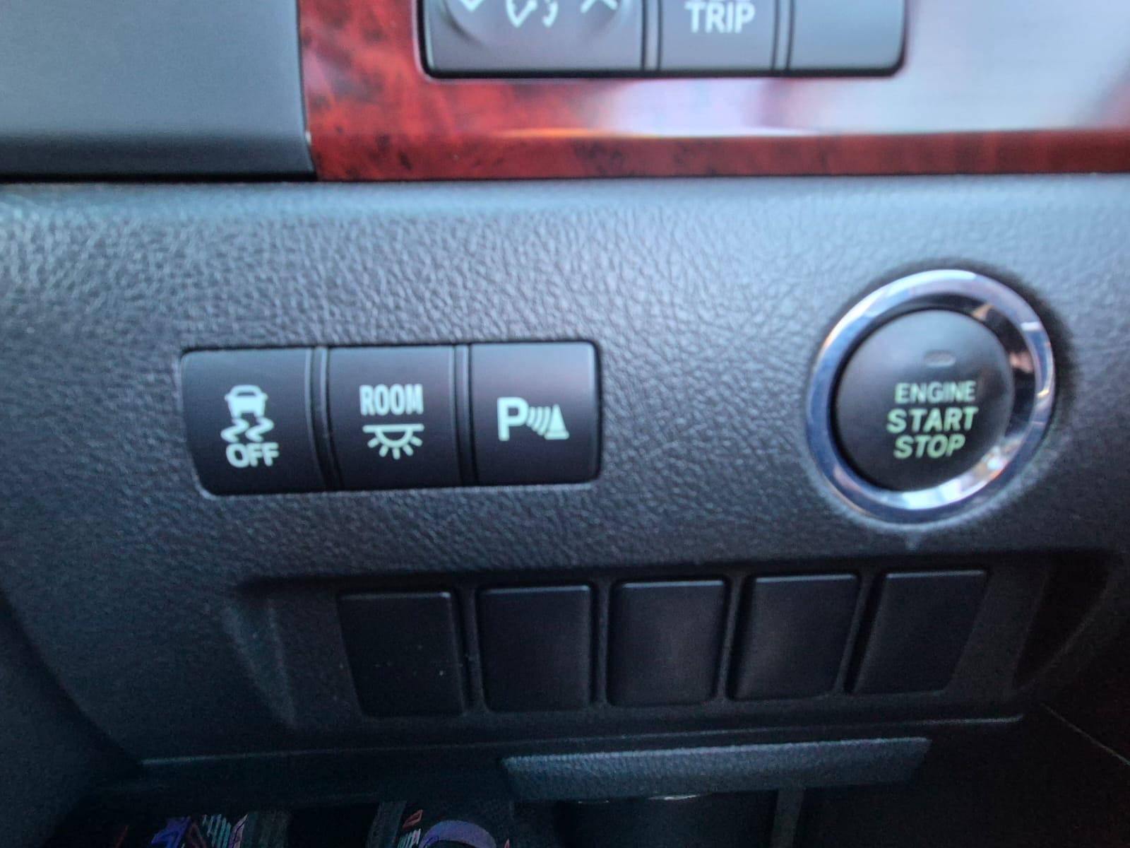 Toyota Vellfire 2.4 2.4Z