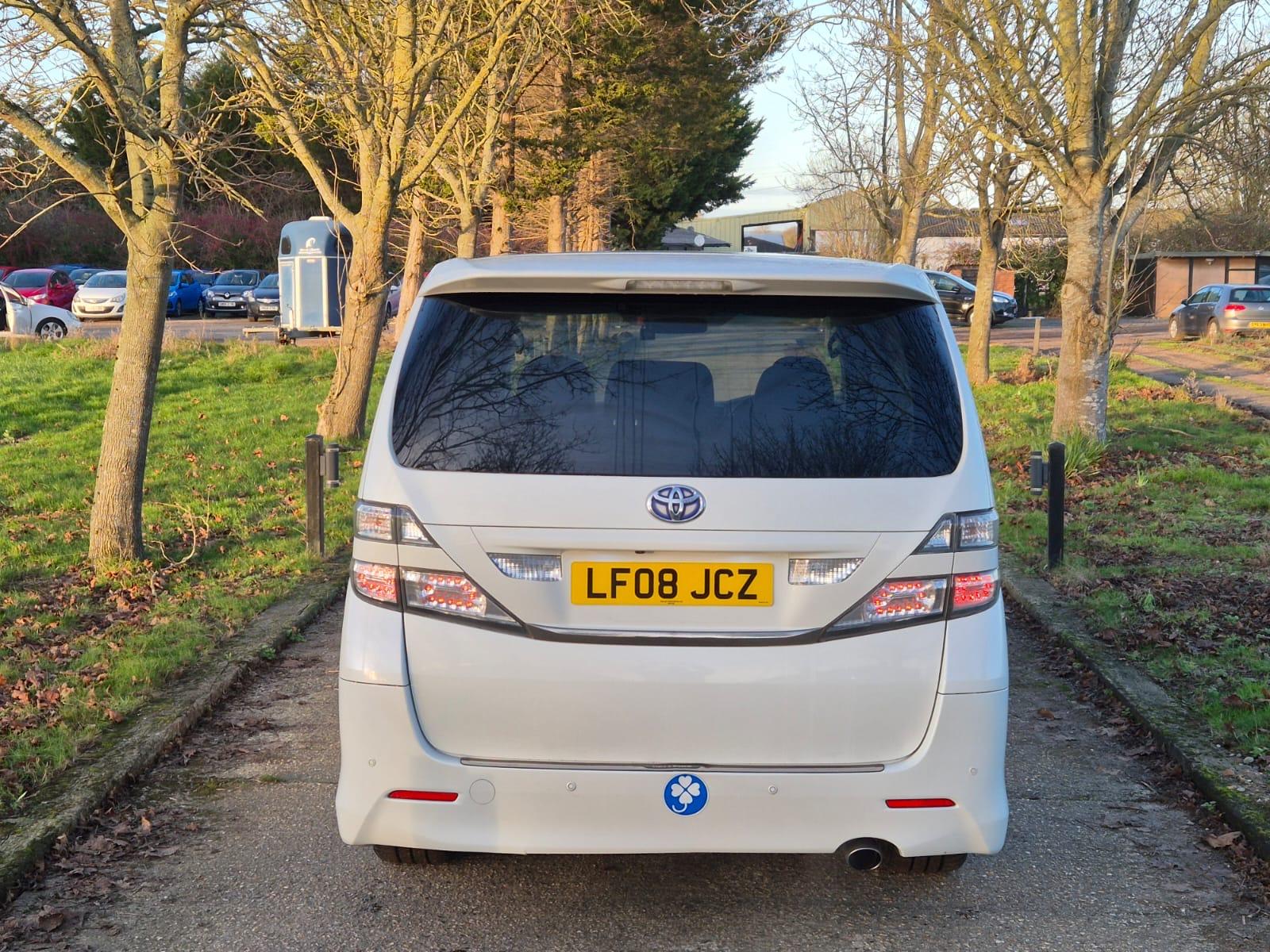 Toyota Vellfire 2.4 2.4Z