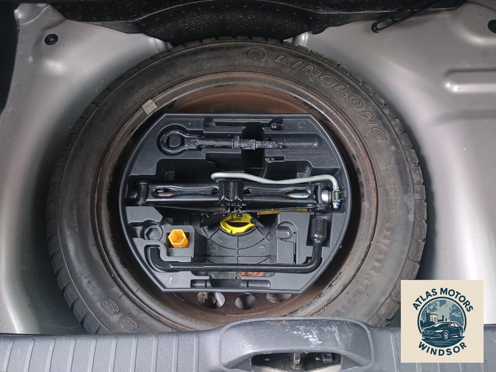 Peugeot 208 1.6 e-HDi Allure Hatchback 5dr Diesel Manual Euro 5 (s/s) (92 ps)