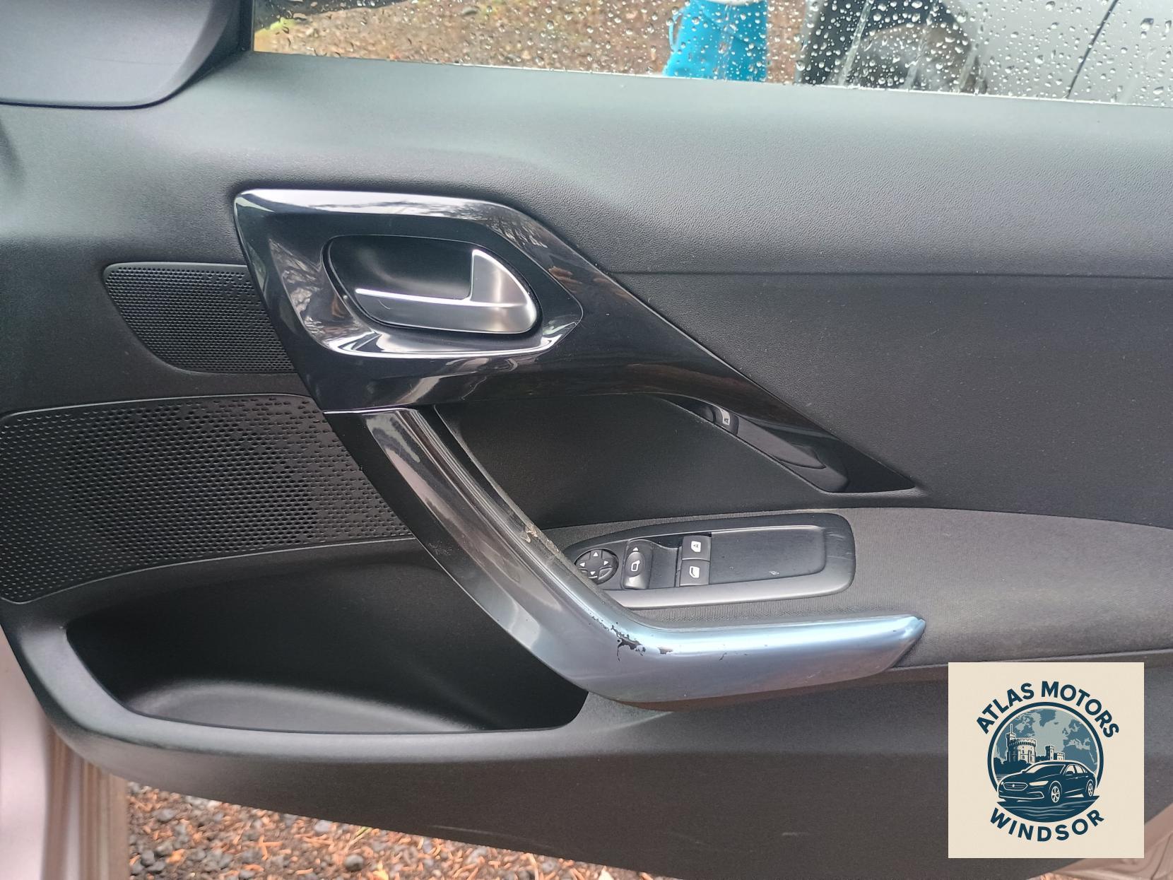 Peugeot 208 1.6 e-HDi Allure Hatchback 5dr Diesel Manual Euro 5 (s/s) (92 ps)