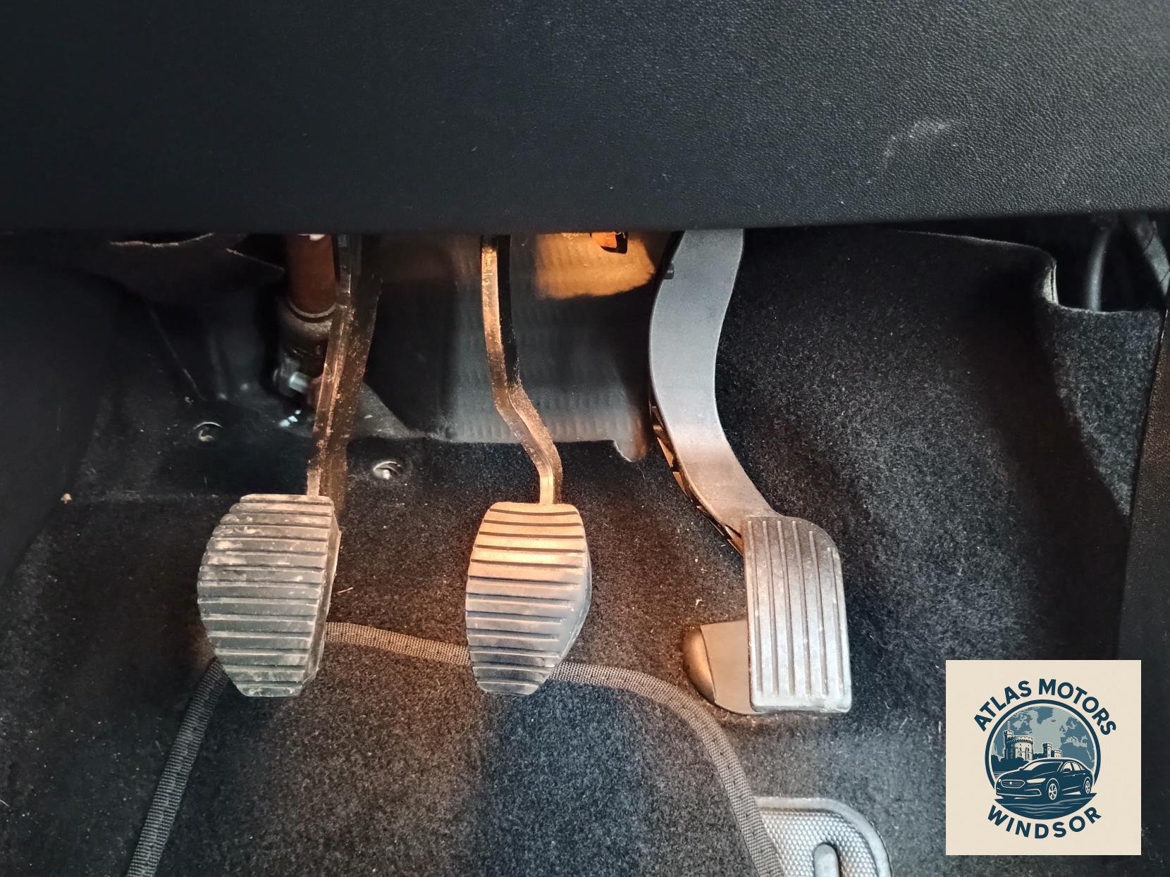 Peugeot 208 1.6 e-HDi Allure Hatchback 5dr Diesel Manual Euro 5 (s/s) (92 ps)