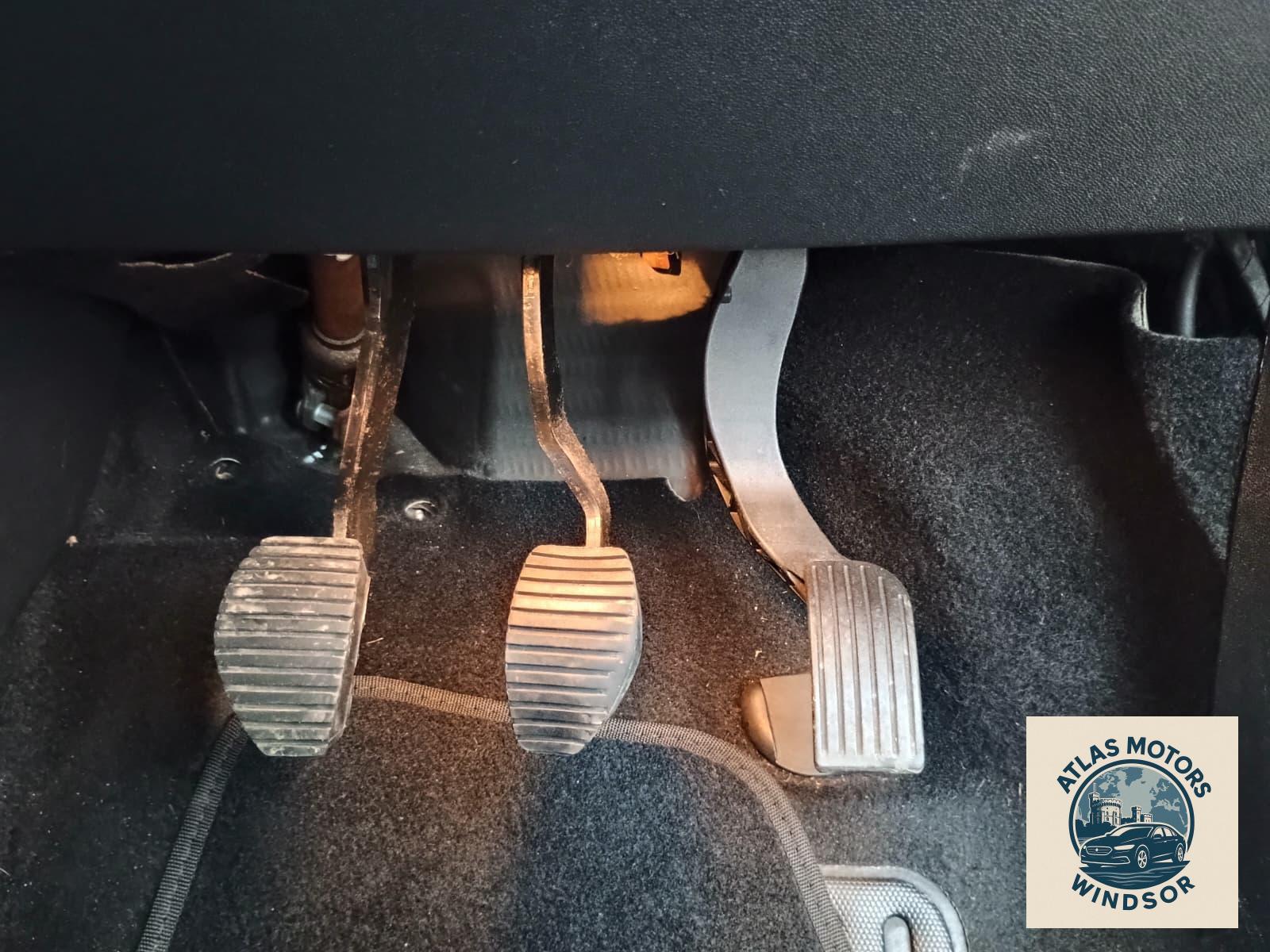 Peugeot 208 1.6 e-HDi Allure Hatchback 5dr Diesel Manual Euro 5 (s/s) (92 ps)