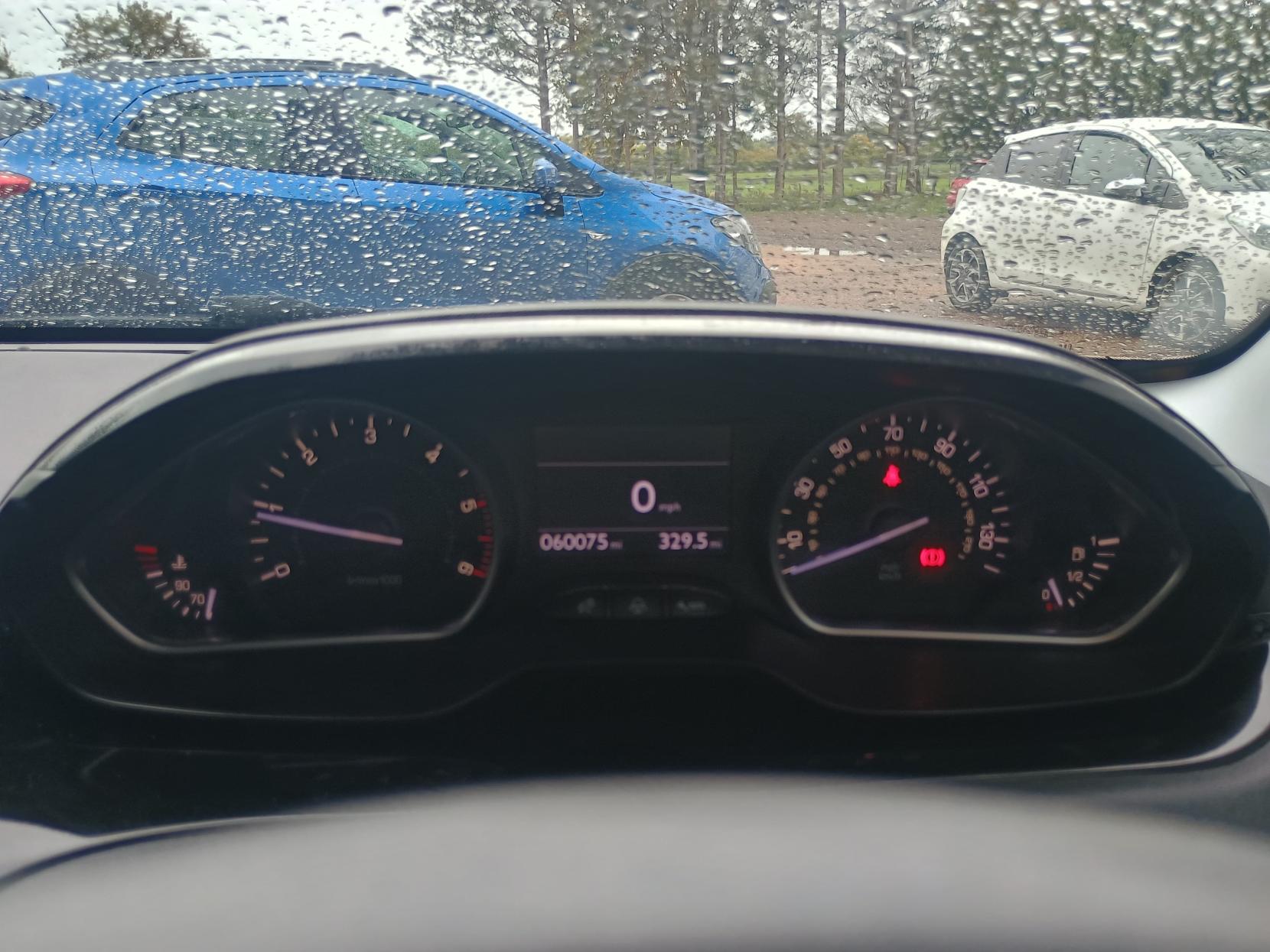 Peugeot 208 1.6 e-HDi Allure Hatchback 5dr Diesel Manual Euro 5 (s/s) (92 ps)