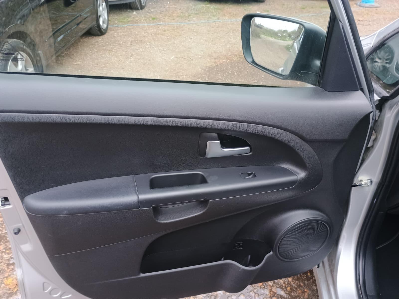 Kia Venga 1.4 EcoDynamics 2 MPV 5dr Petrol Manual Euro 5 (s/s) (89 bhp)