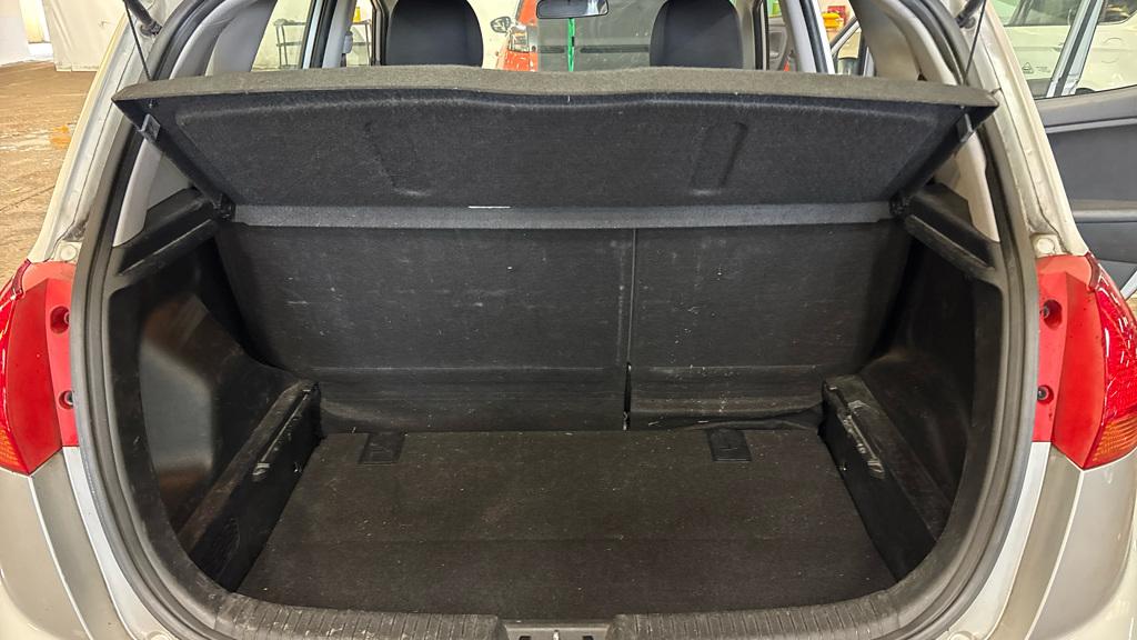 Kia Venga 1.4 EcoDynamics 2 MPV 5dr Petrol Manual Euro 5 (s/s) (89 bhp)