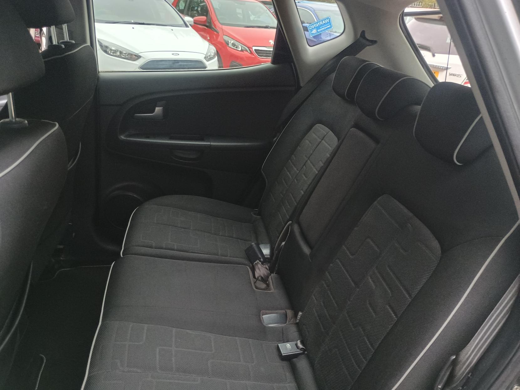 Kia Venga 1.4 EcoDynamics 2 MPV 5dr Petrol Manual Euro 5 (s/s) (89 bhp)