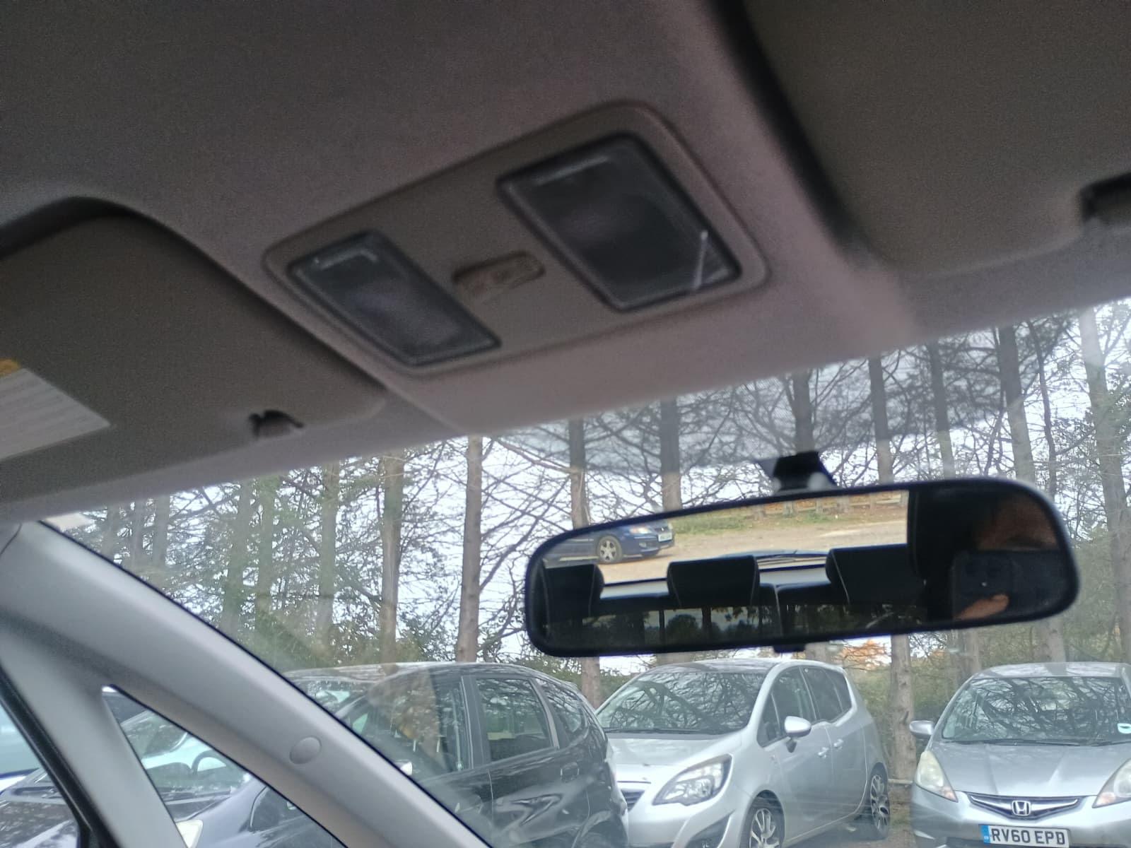 Kia Venga 1.4 EcoDynamics 2 MPV 5dr Petrol Manual Euro 5 (s/s) (89 bhp)