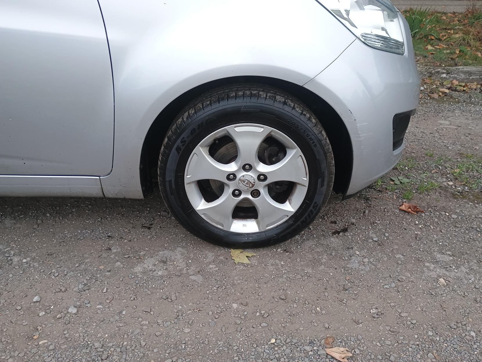 Kia Venga 1.4 EcoDynamics 2 MPV 5dr Petrol Manual Euro 5 (s/s) (89 bhp)