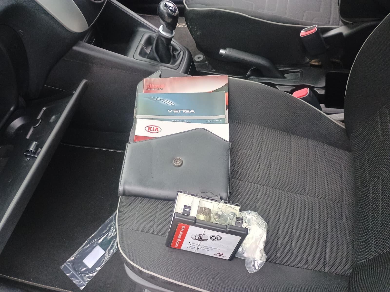 Kia Venga 1.4 EcoDynamics 2 MPV 5dr Petrol Manual Euro 5 (s/s) (89 bhp)