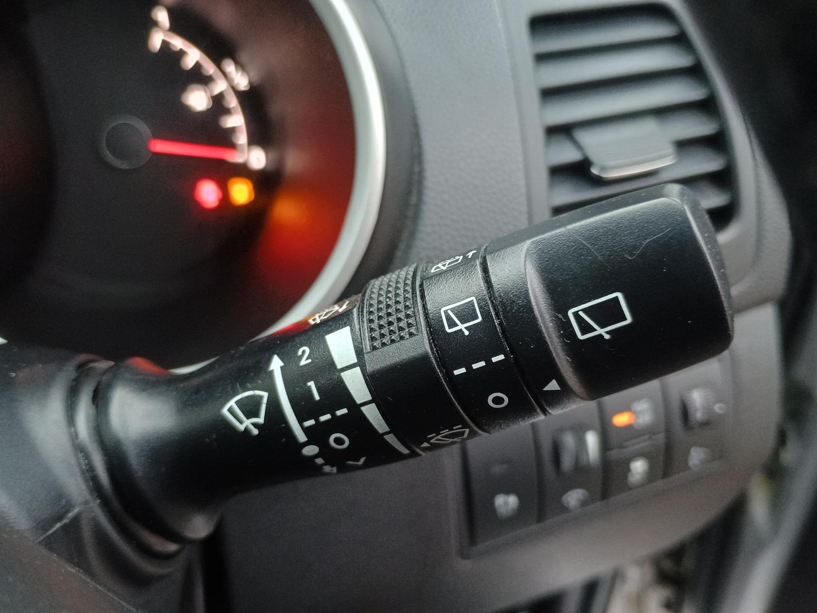 Kia Venga 1.4 EcoDynamics 2 MPV 5dr Petrol Manual Euro 5 (s/s) (89 bhp)