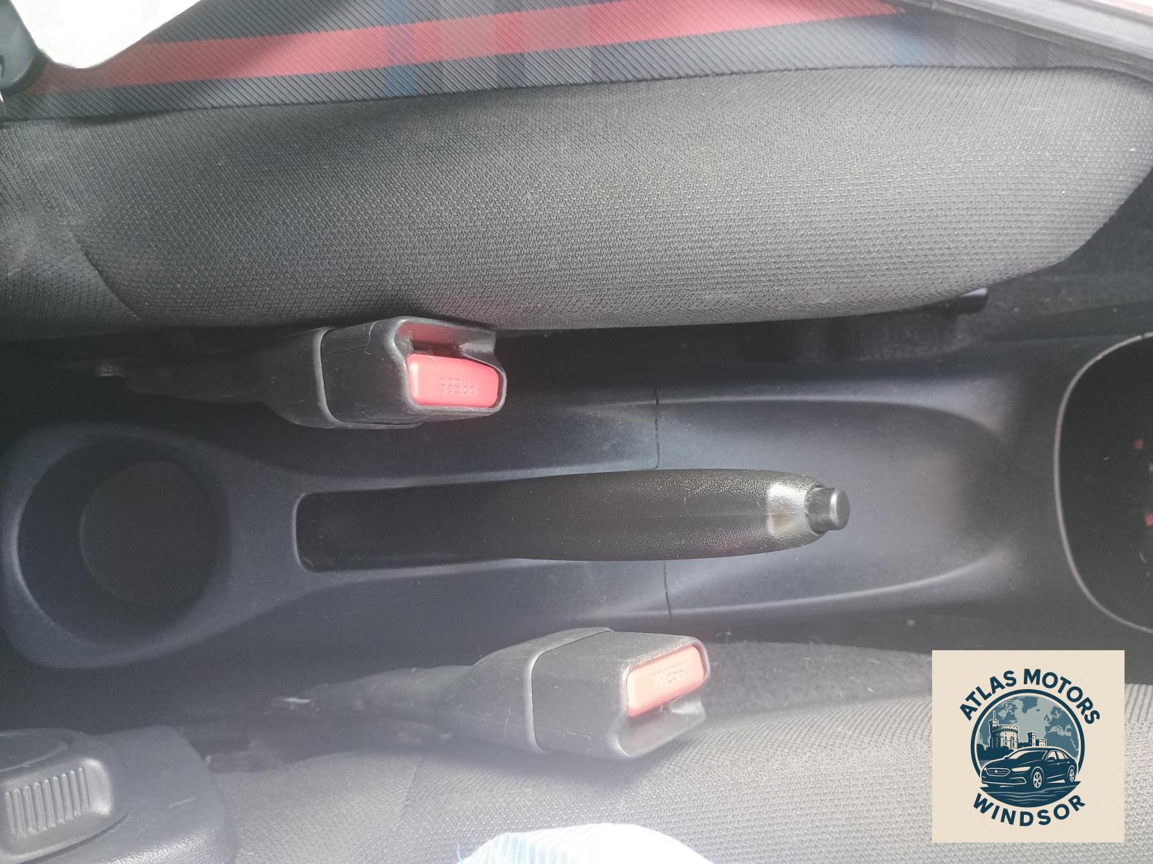 Peugeot 108 1.2 PureTech Allure Euro 6 3dr