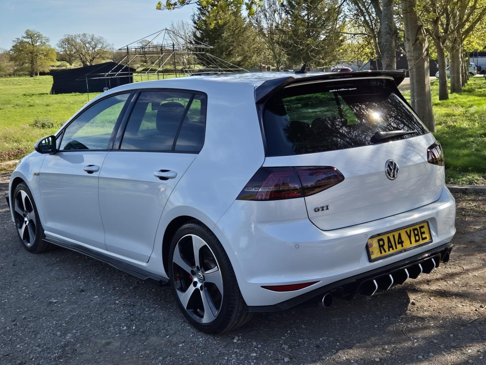 Volkswagen Golf 2.0 TSI BlueMotion Tech GTI Hatchback 3dr Petrol DSG Euro 6 (s/s) (220 ps)