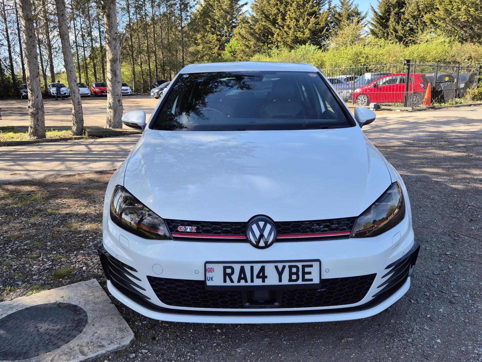 Volkswagen Golf 2.0 TSI BlueMotion Tech GTI Hatchback 3dr Petrol DSG Euro 6 (s/s) (220 ps)