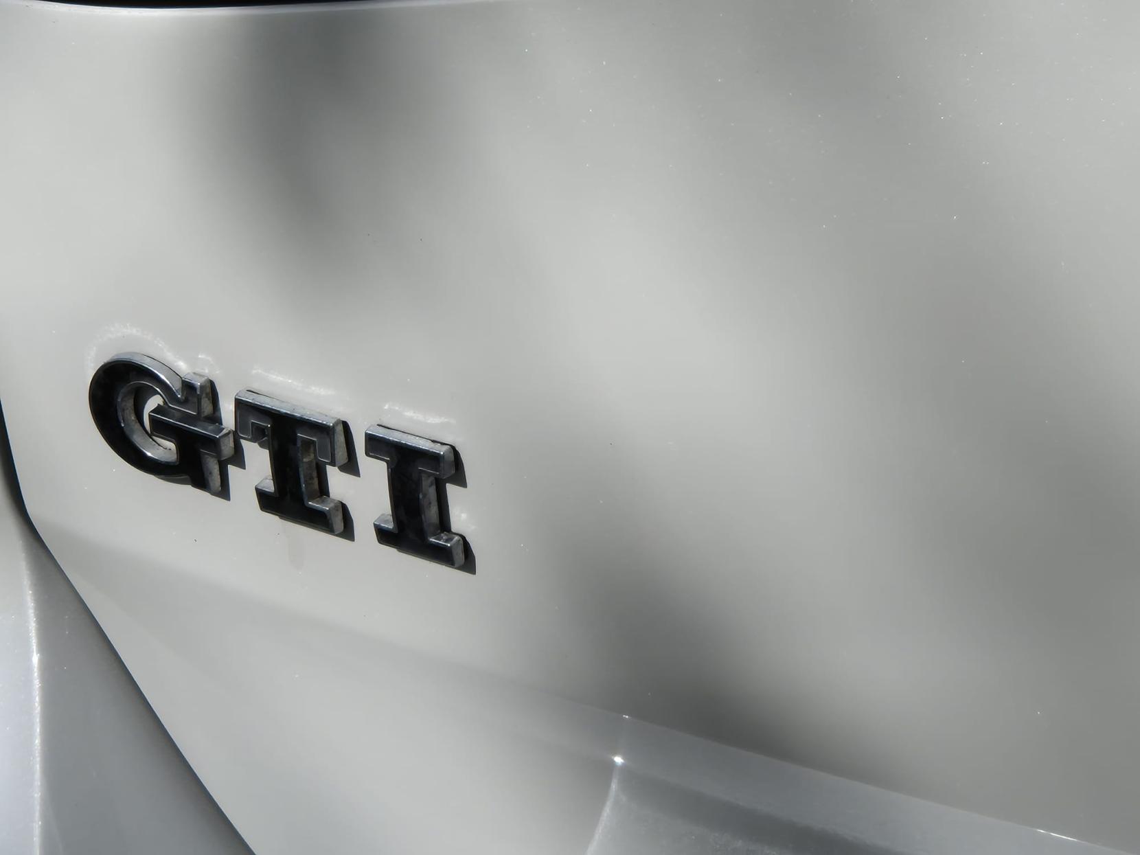 Volkswagen Golf 2.0 TSI BlueMotion Tech GTI Hatchback 3dr Petrol DSG Euro 6 (s/s) (220 ps)