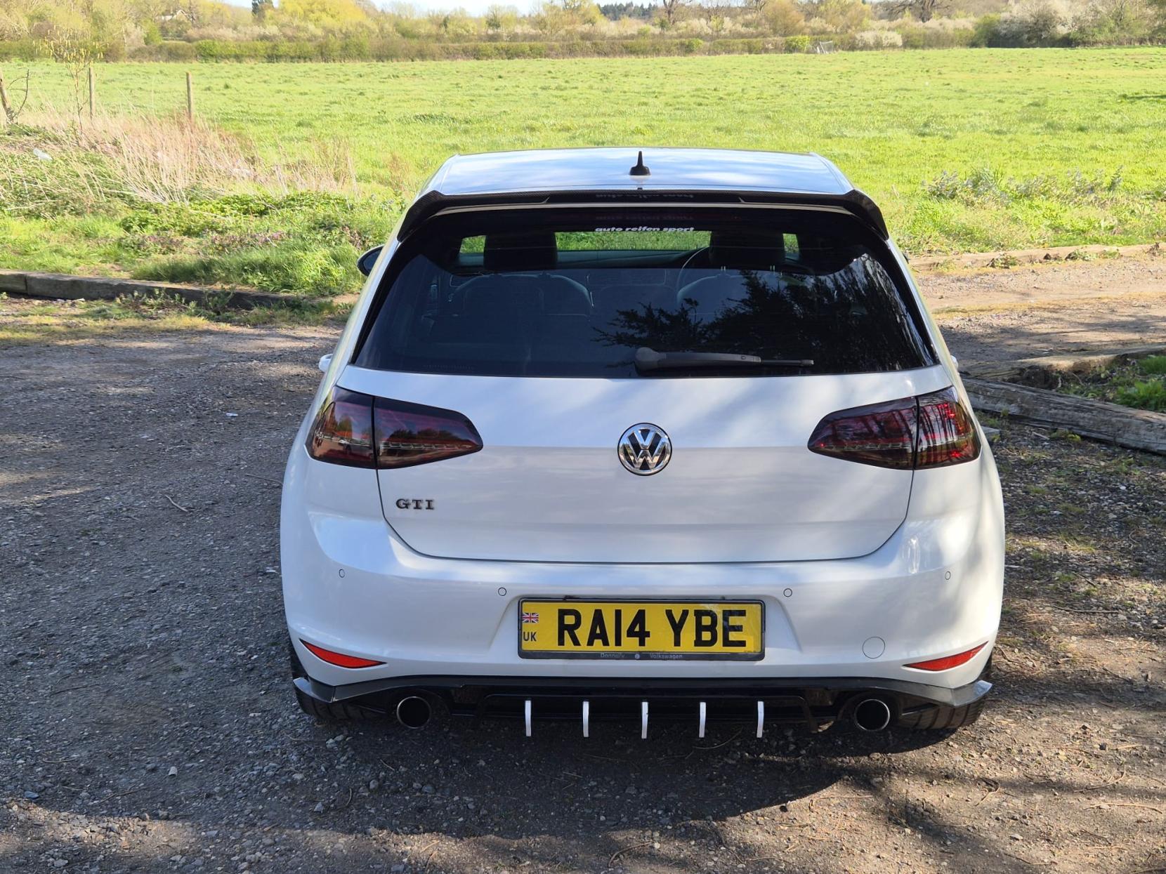 Volkswagen Golf 2.0 TSI BlueMotion Tech GTI Hatchback 3dr Petrol DSG Euro 6 (s/s) (220 ps)