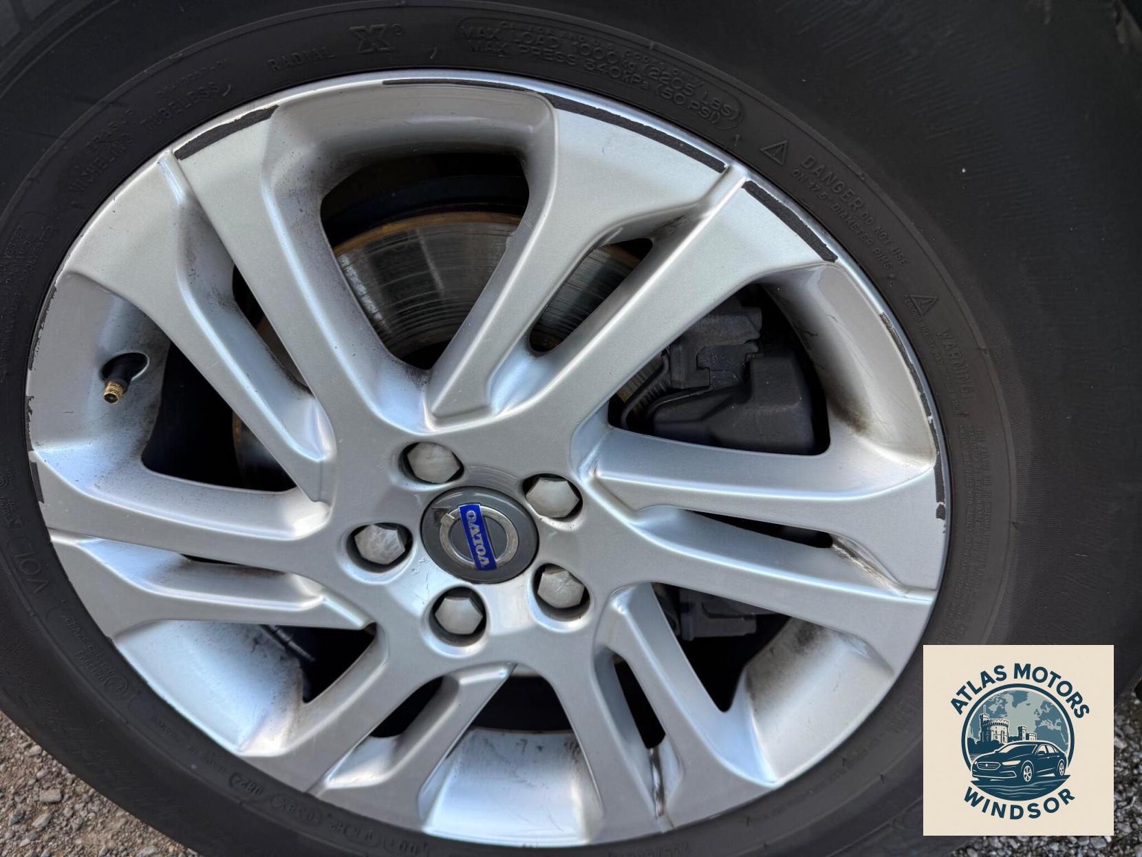 Volvo XC60 2.0 D4 SE SUV 5dr Diesel Manual Euro 6 (s/s) (190 ps)