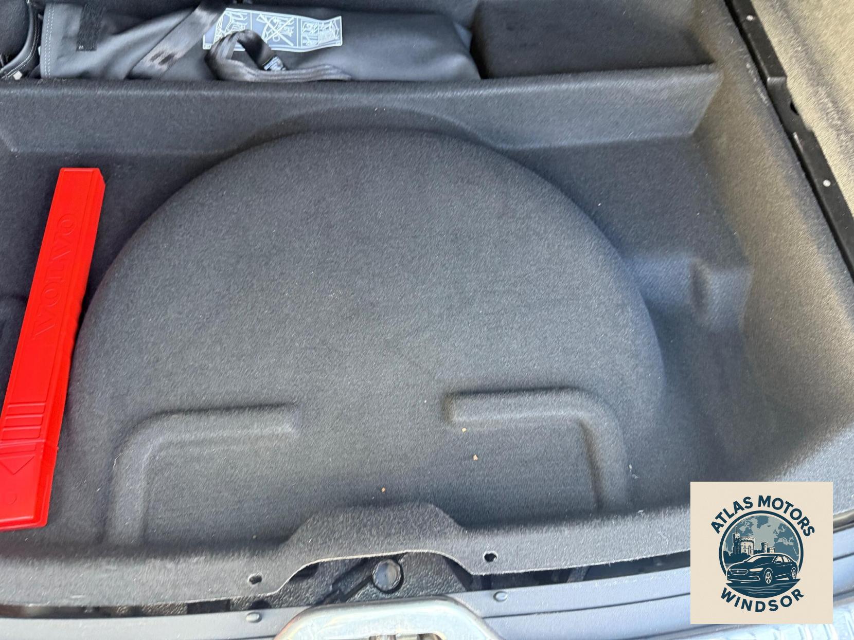 Volvo XC60 2.0 D4 SE SUV 5dr Diesel Manual Euro 6 (s/s) (190 ps)