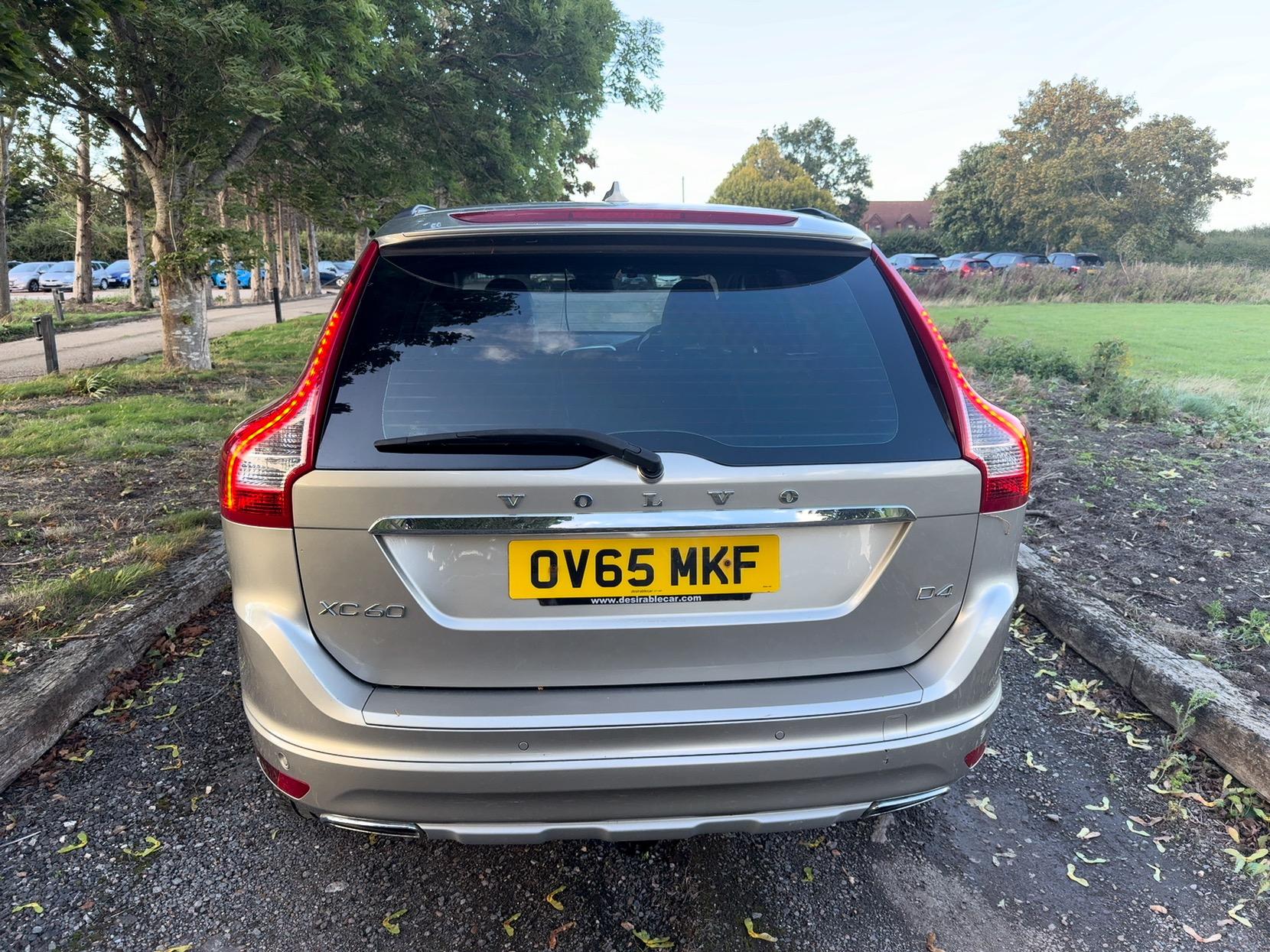 Volvo XC60 2.0 D4 SE SUV 5dr Diesel Manual Euro 6 (s/s) (190 ps)