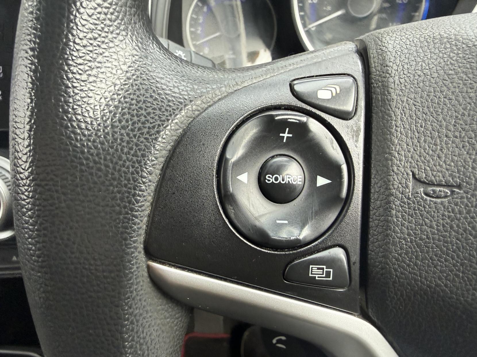 Honda Jazz 1.3 i-VTEC SE Hatchback 5dr Petrol Manual Euro 6 (s/s) (102 ps)