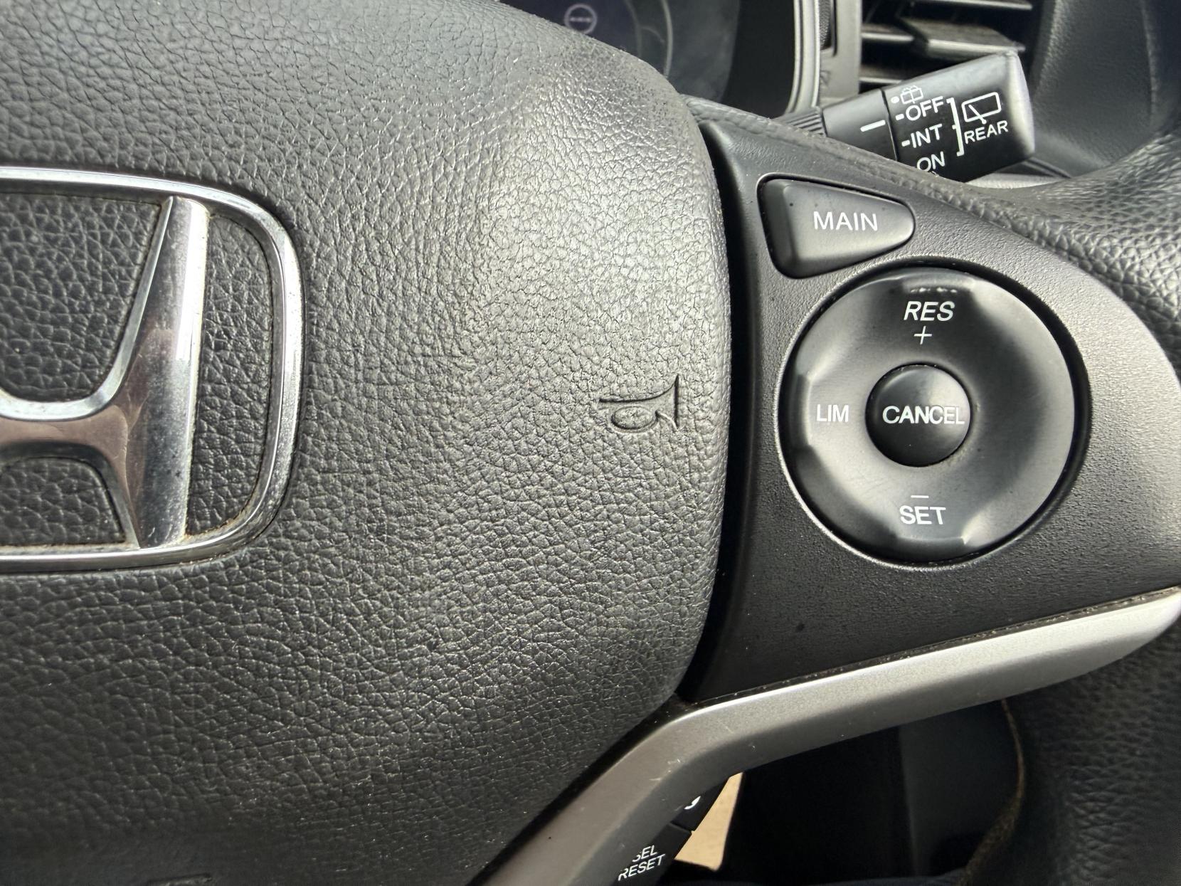 Honda Jazz 1.3 i-VTEC SE Hatchback 5dr Petrol Manual Euro 6 (s/s) (102 ps)