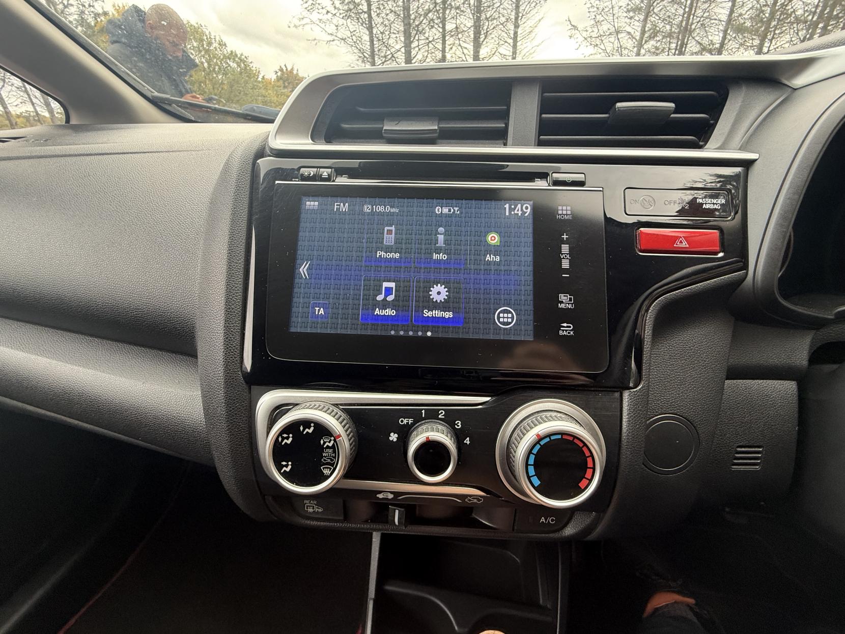 Honda Jazz 1.3 i-VTEC SE Hatchback 5dr Petrol Manual Euro 6 (s/s) (102 ps)