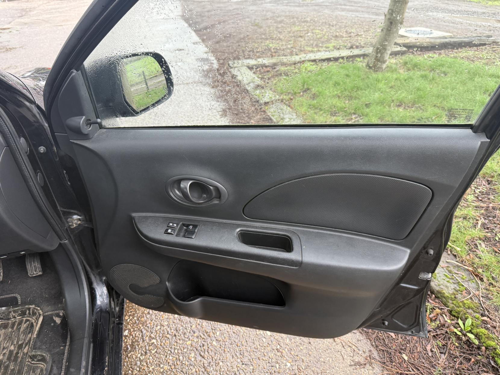 Nissan Micra 1.2 Visia Hatchback 5dr Petrol Manual Euro 5 (80 ps)