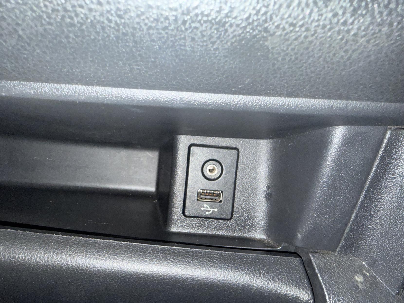 Nissan Micra 1.2 Visia Hatchback 5dr Petrol Manual Euro 5 (80 ps)