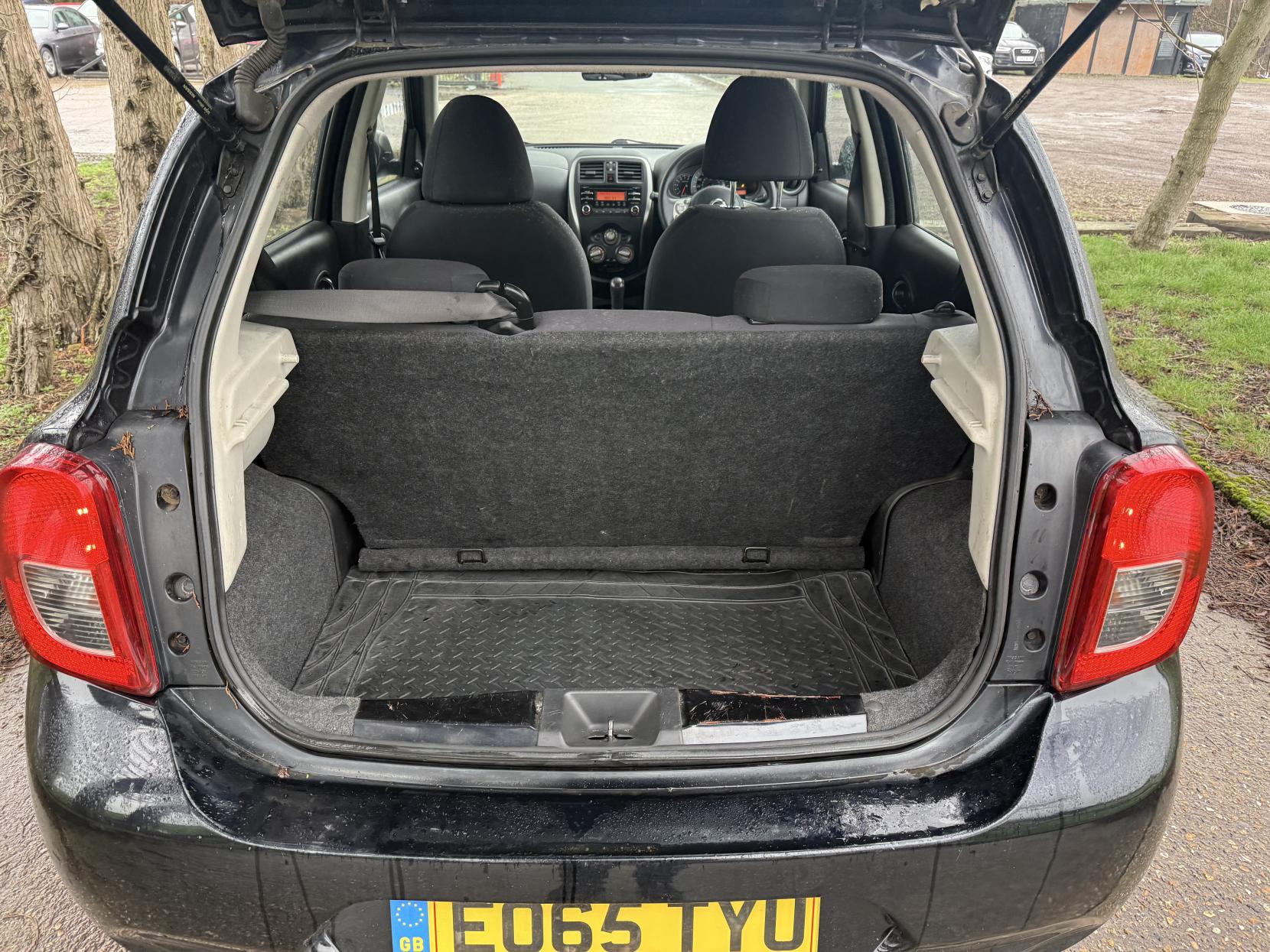 Nissan Micra 1.2 Visia Hatchback 5dr Petrol Manual Euro 5 (80 ps)