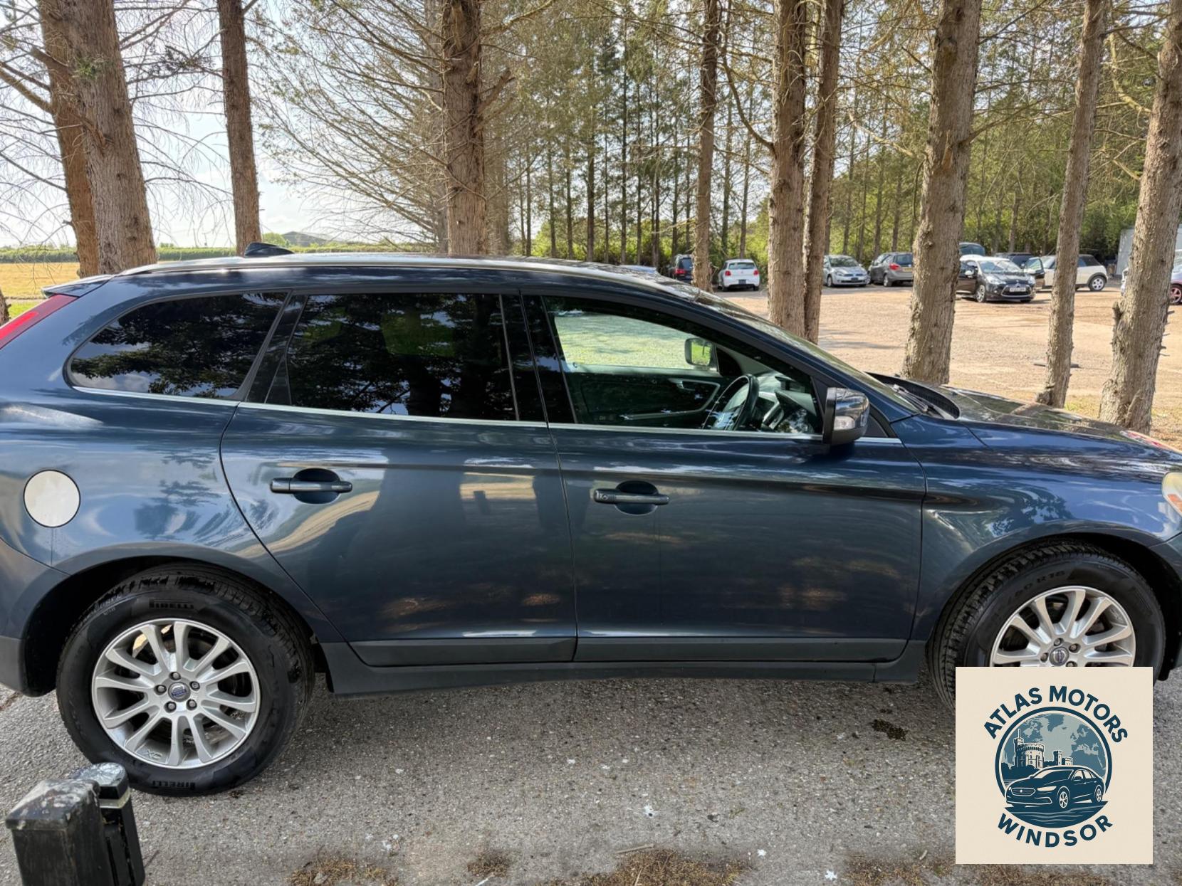 Volvo XC60 2.4 D5 SE Lux Geartronic AWD Euro 4 5dr