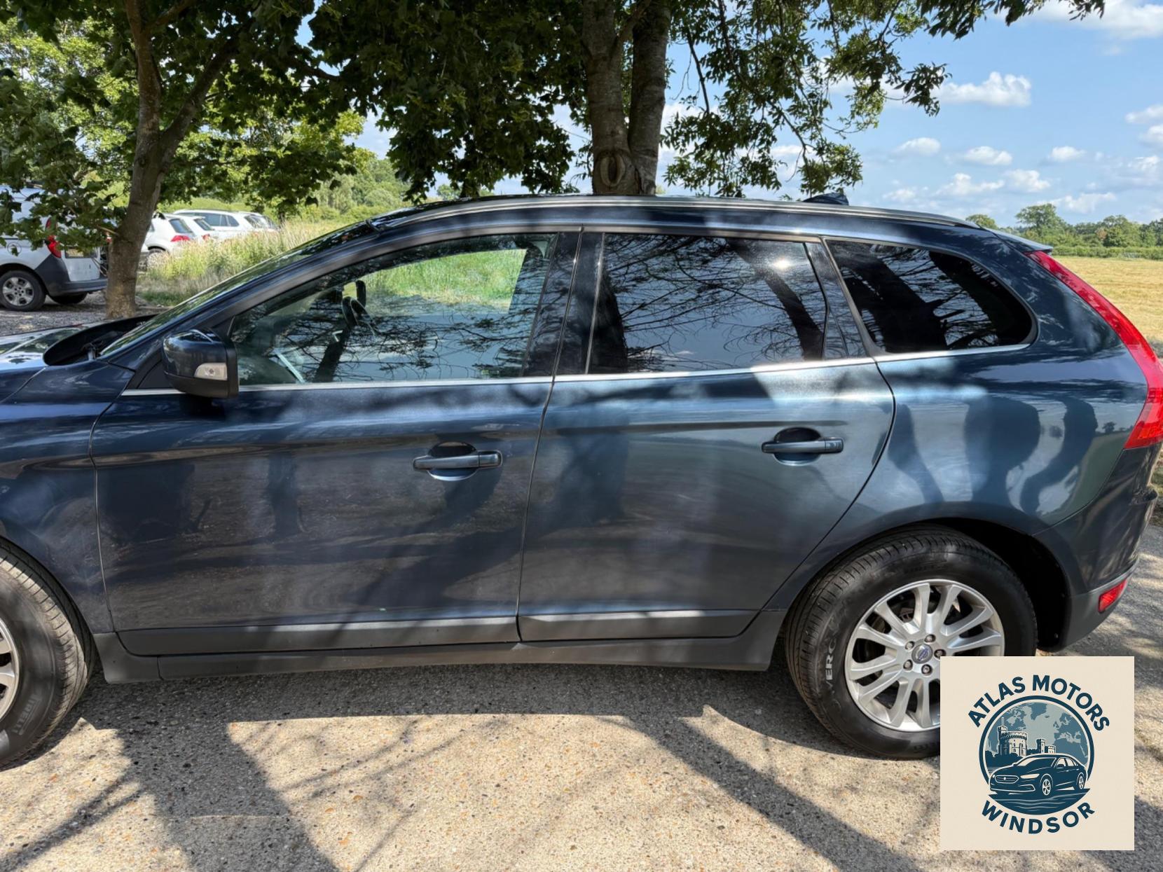 Volvo XC60 2.4 D5 SE Lux Geartronic AWD Euro 4 5dr