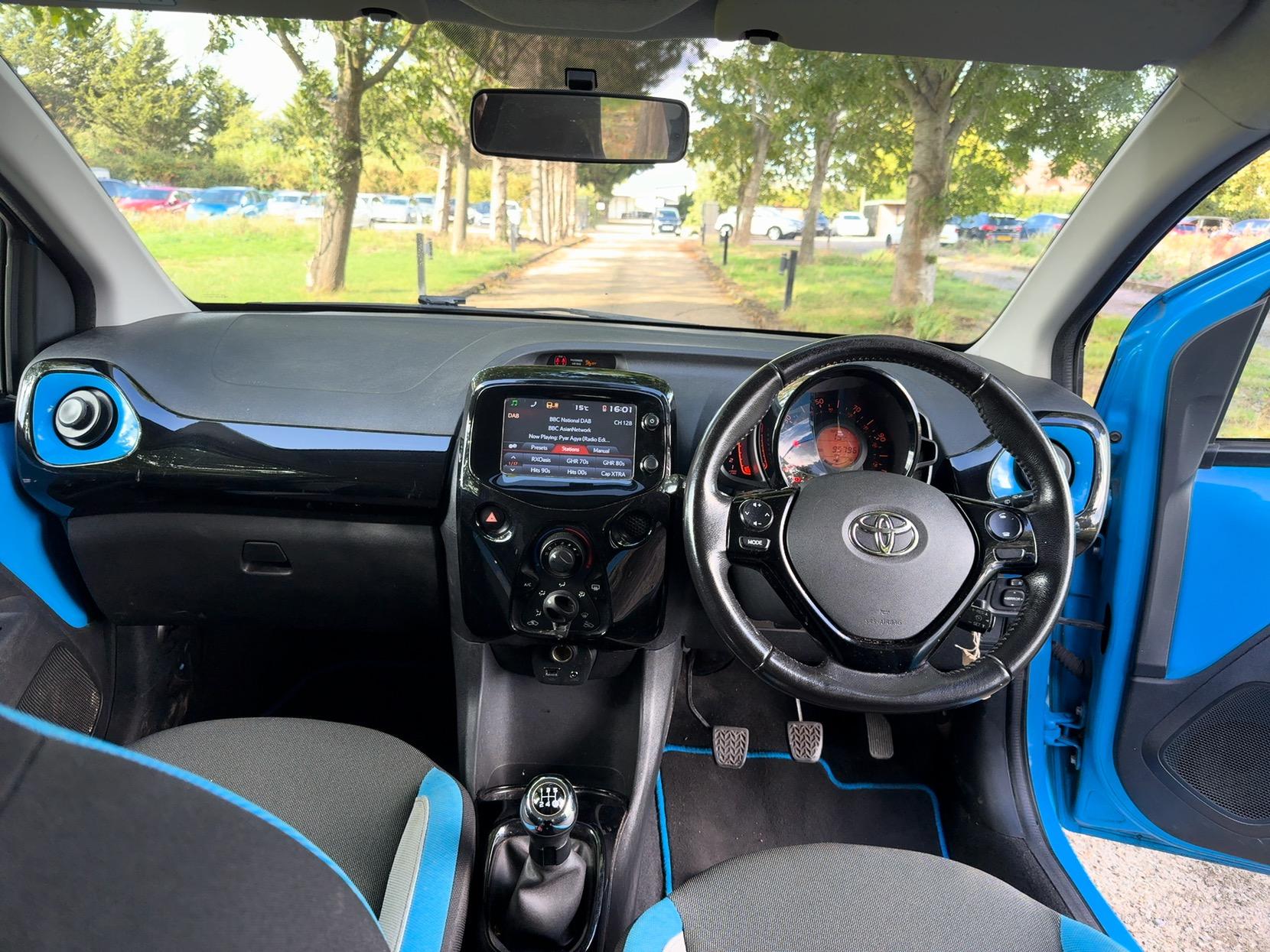 Toyota AYGO 1.0 VVT-i x-cite Hatchback 5dr Petrol Manual Euro 6 (68 ps)